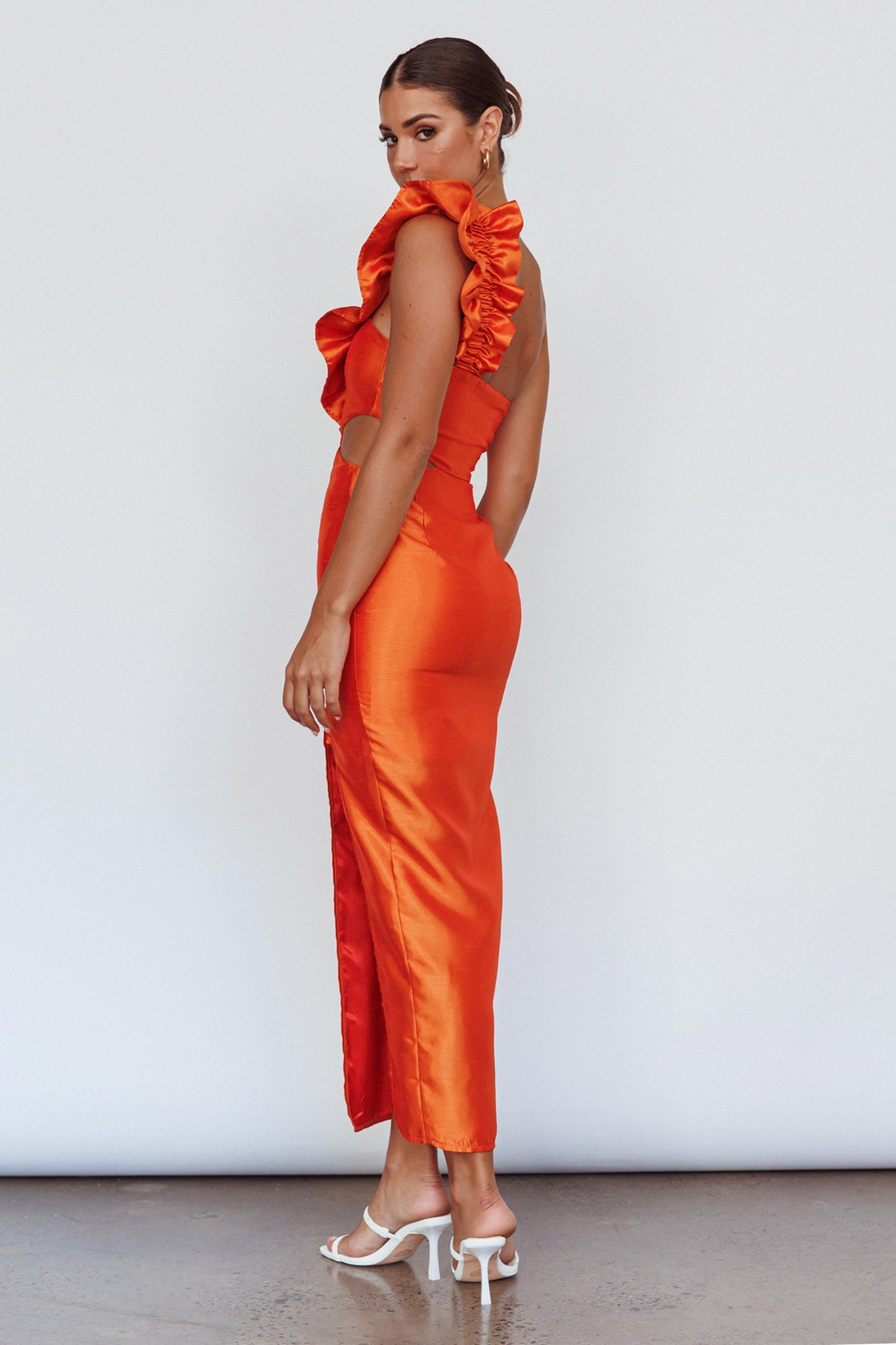 NY Moment Wide Ruffle Shoulder Dress Orange-Maymioy