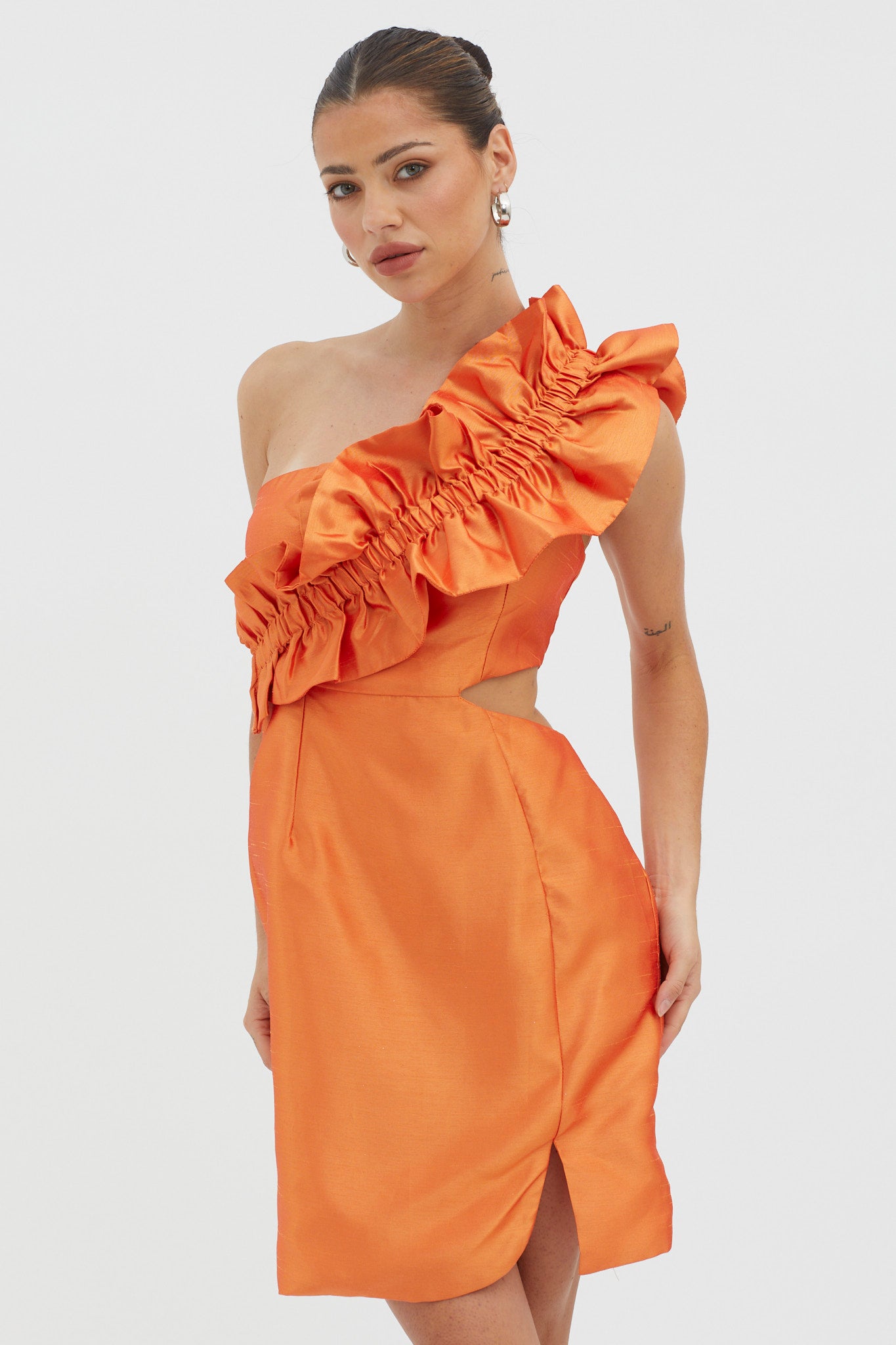 NY Moment Wide Ruffle Shoulder Mini Dress Orange-Maymioy
