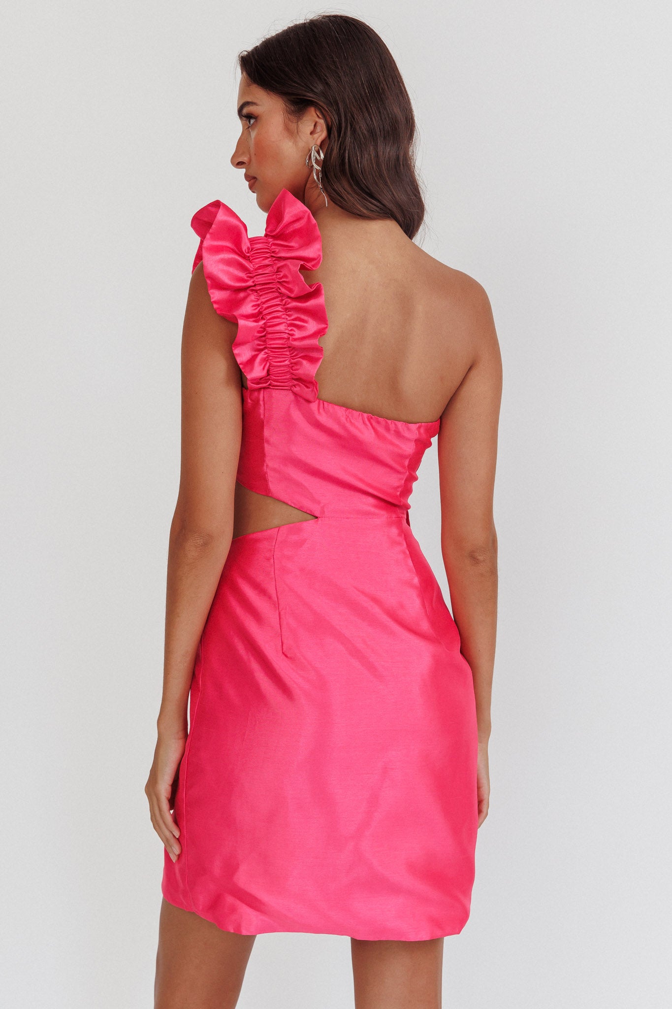 NY Moment Wide Ruffle Shoulder Mini Dress Pink-Maymioy