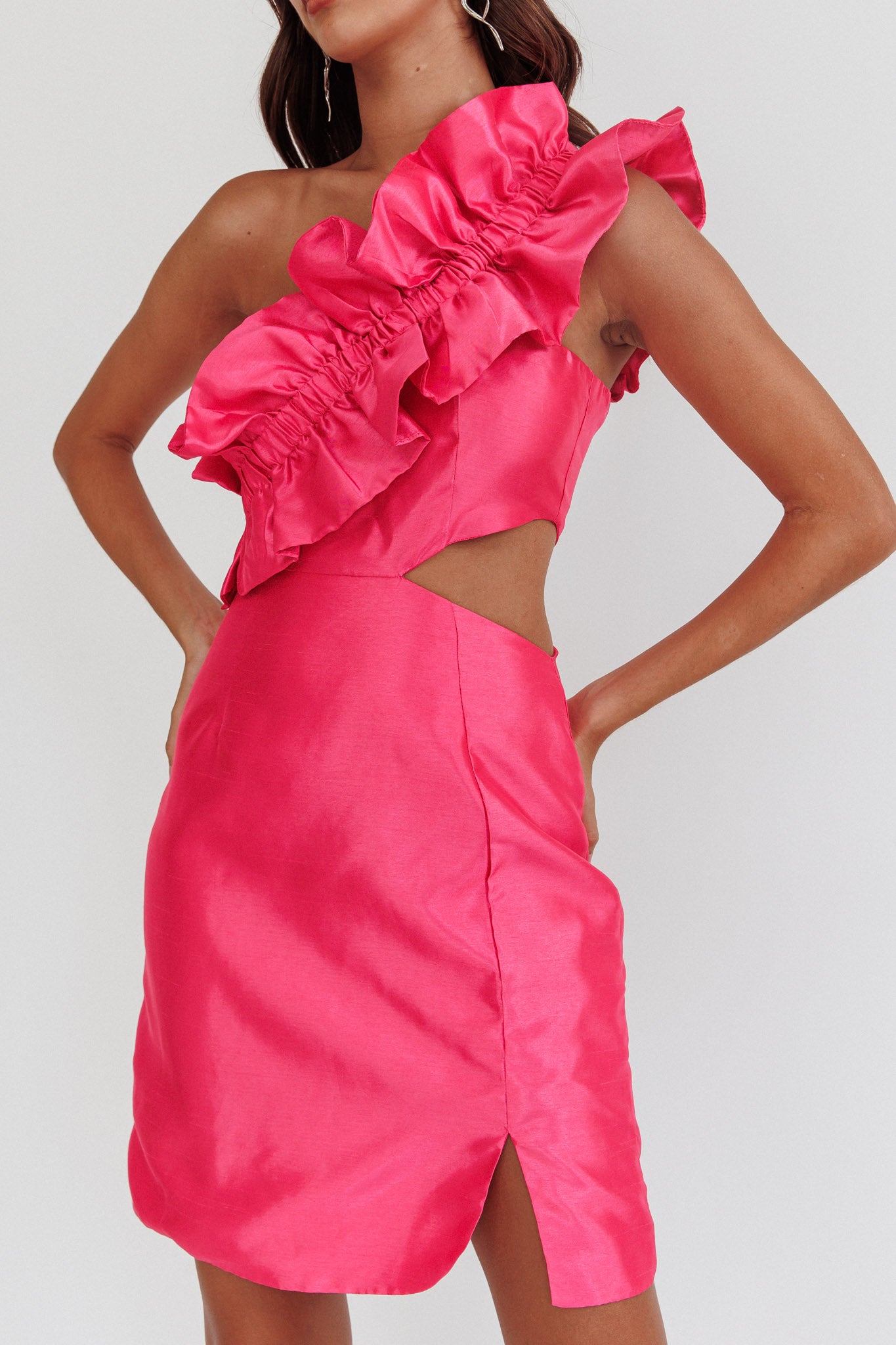 NY Moment Wide Ruffle Shoulder Mini Dress Pink-Maymioy