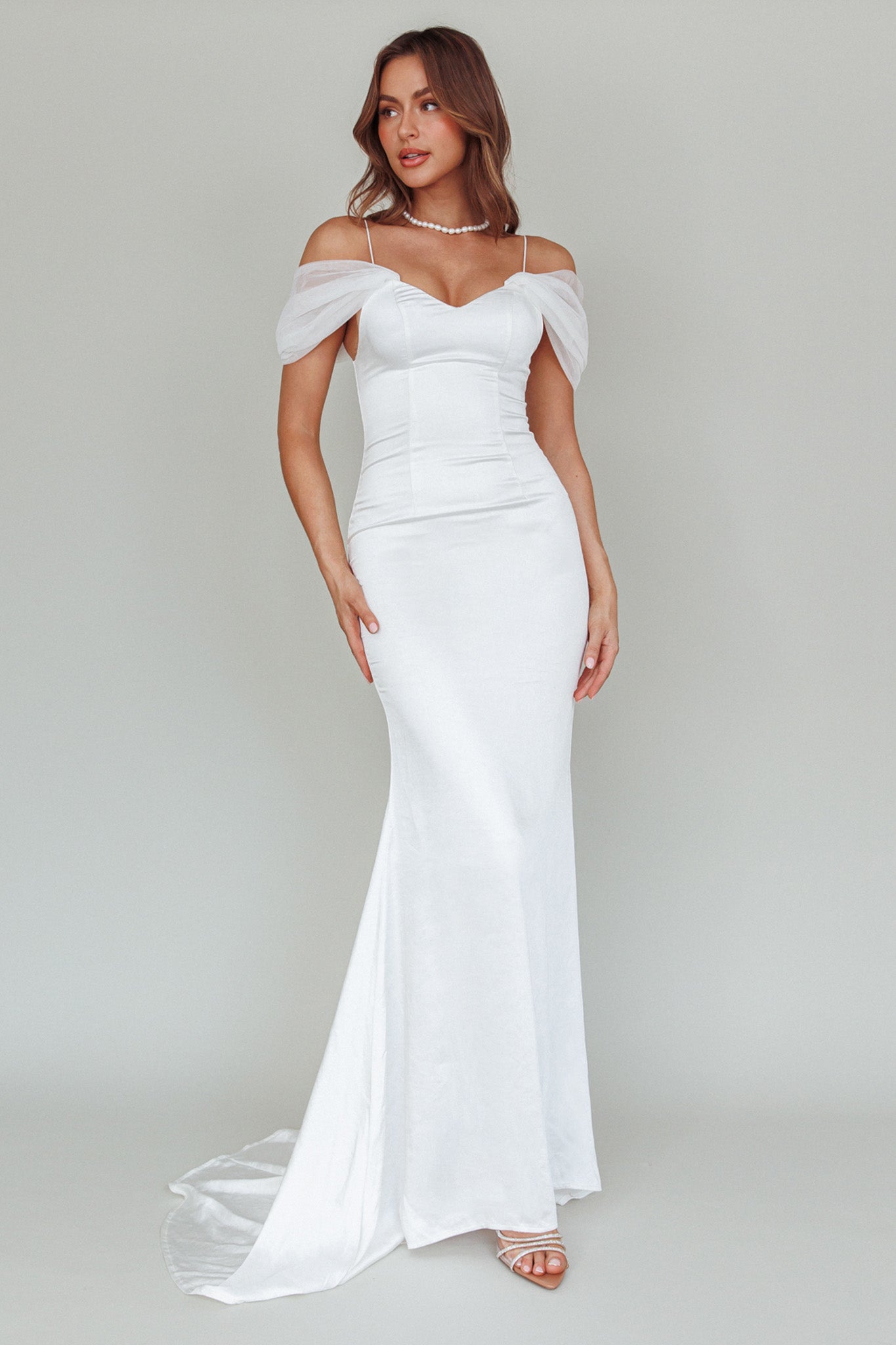 Keila Off-Shoulder Maxi Dress White-Maymioy
