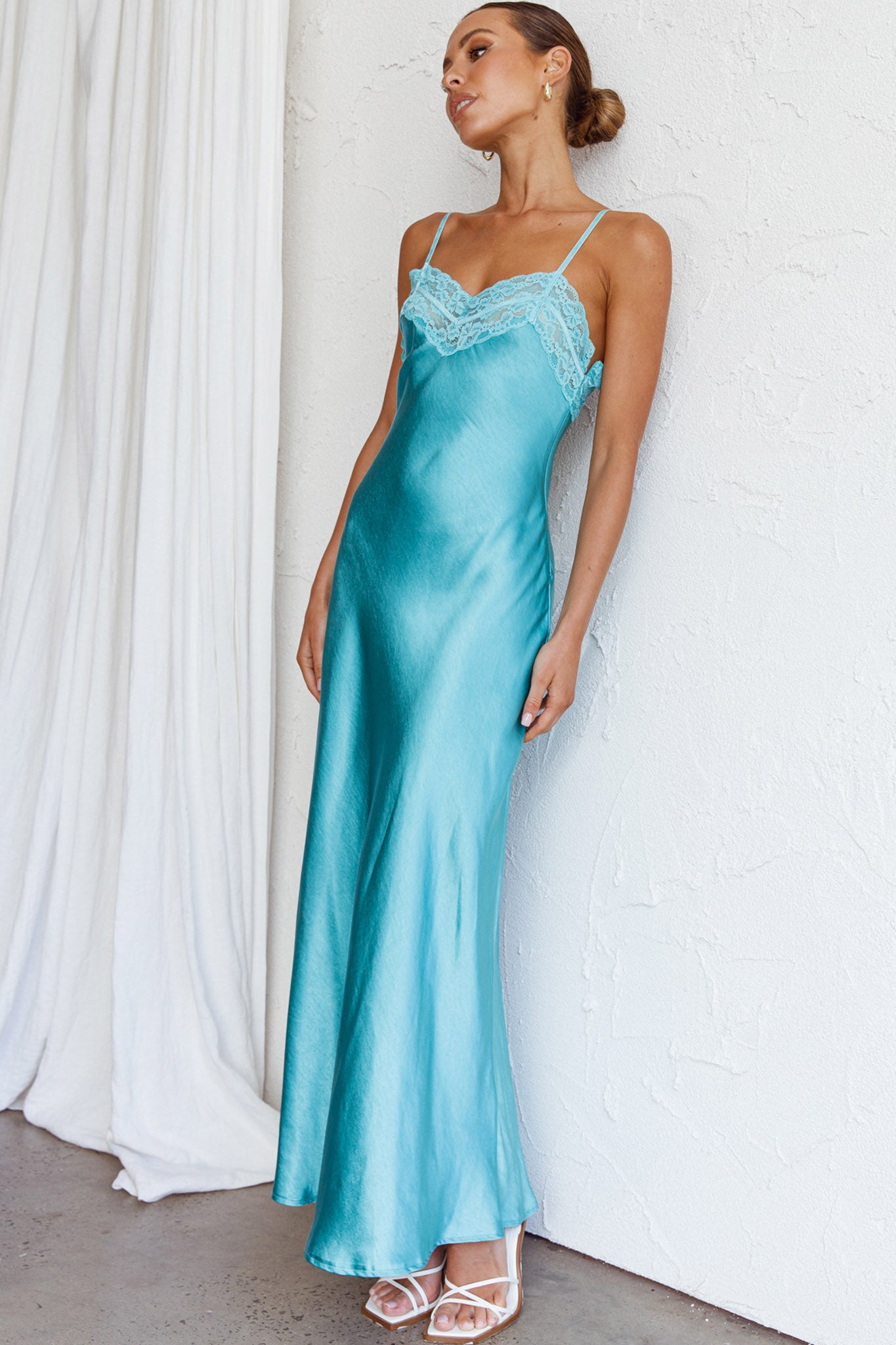 East Coast Lace Bust Midi Dress Aqua Blue-Maymioy