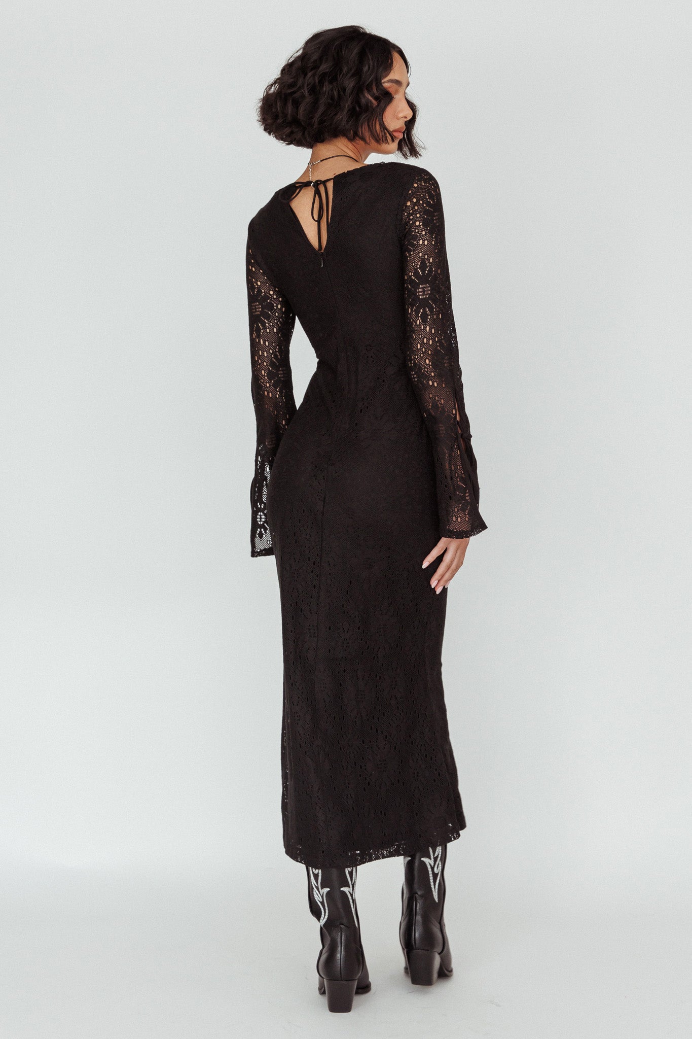 Kalia Long Sleeve Lace Midi Dress Black-Maymioy