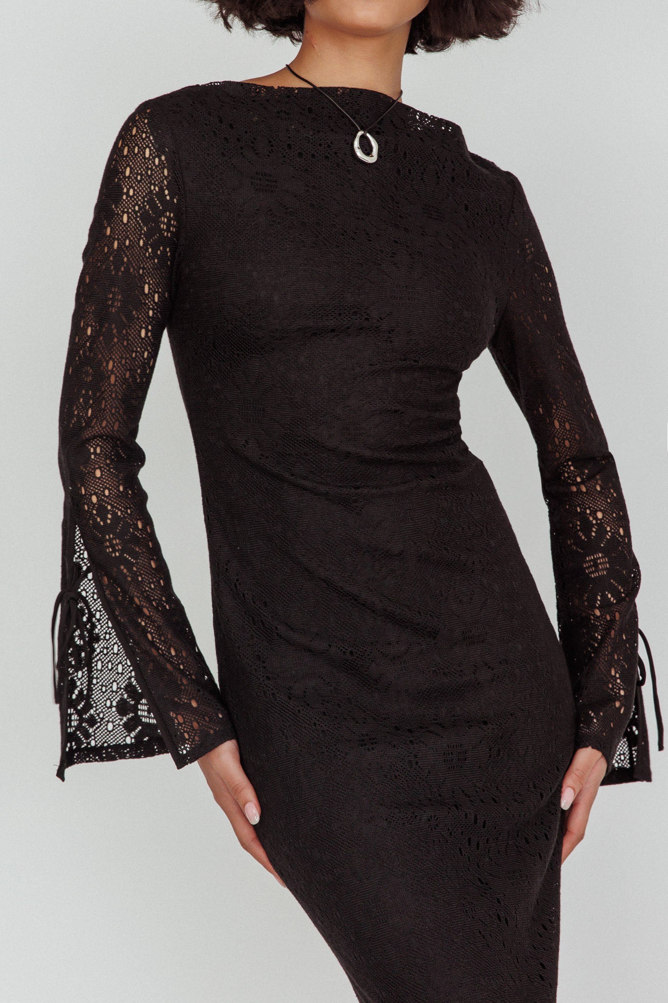 Kalia Long Sleeve Lace Midi Dress Black-Maymioy
