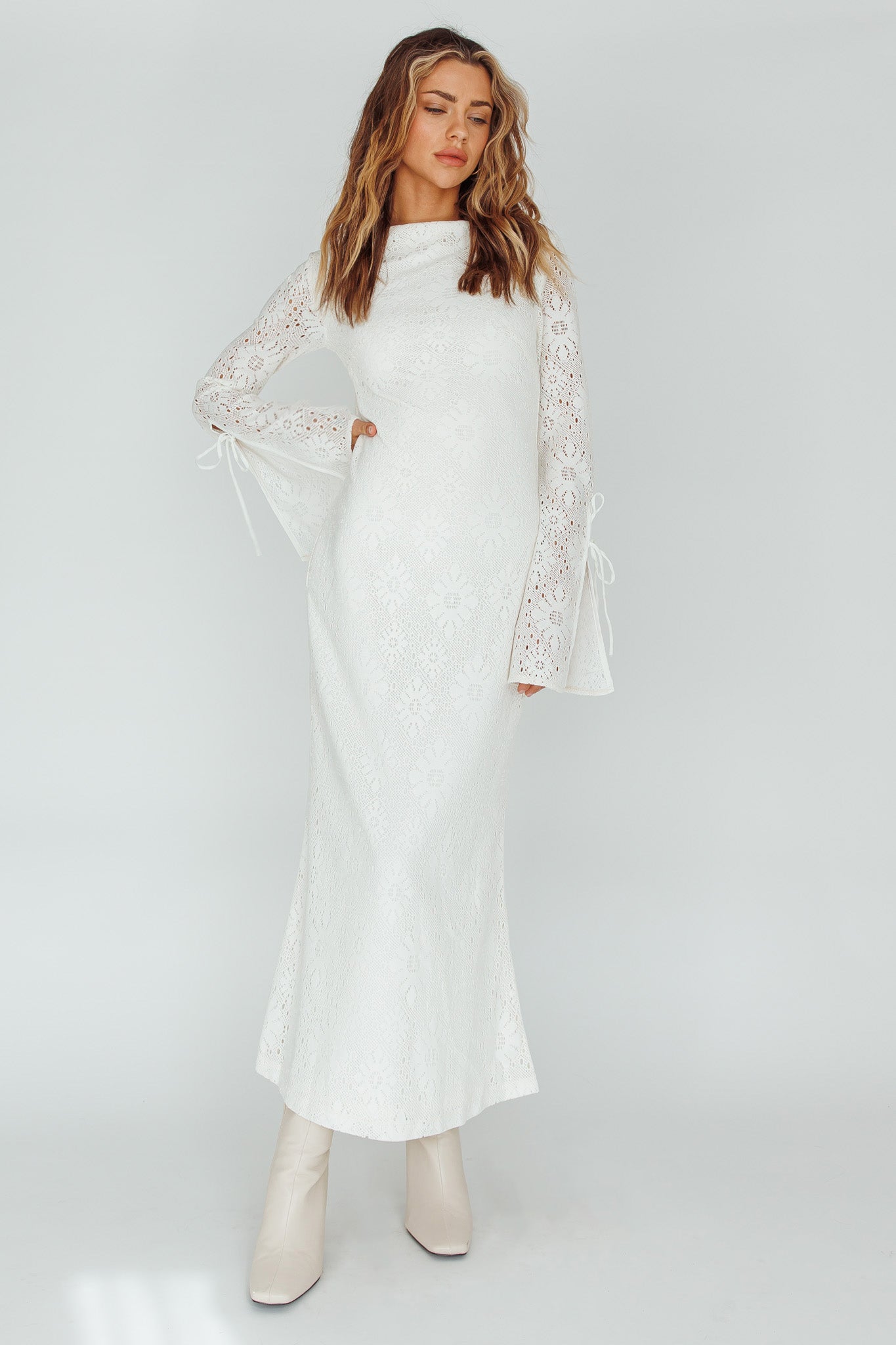 Kalia Long Sleeve Lace Midi Dress Cream-Maymioy