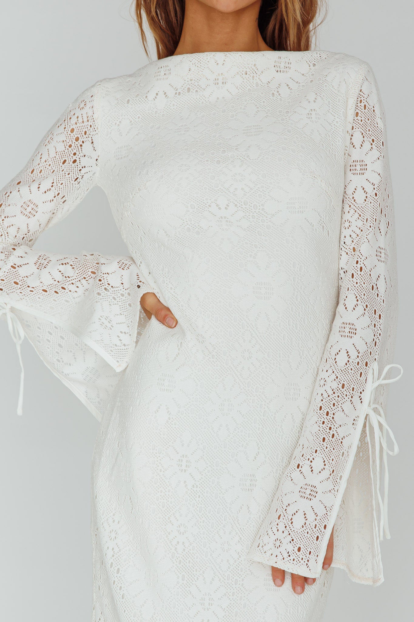 Kalia Long Sleeve Lace Midi Dress Cream-Maymioy