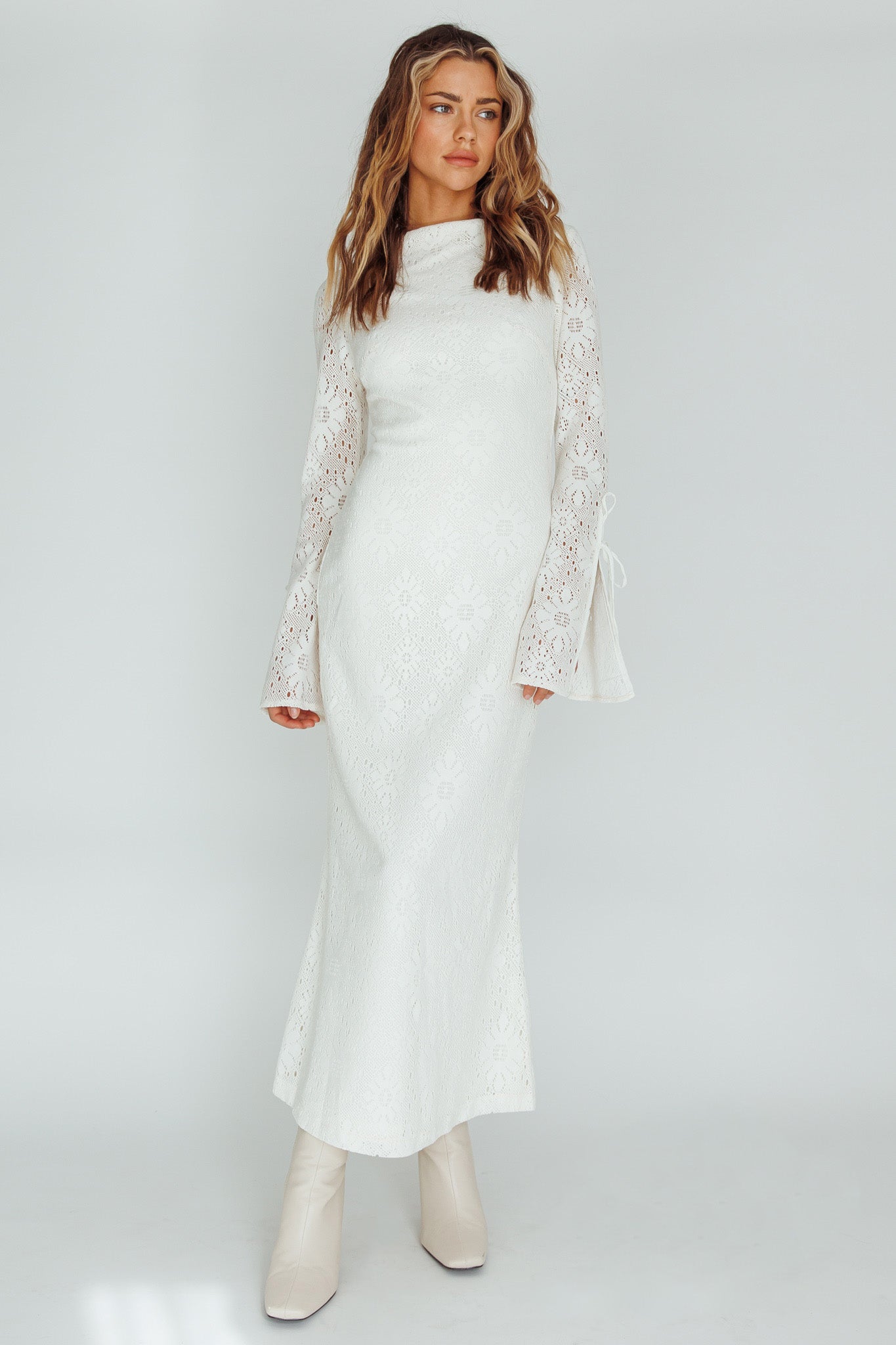 Kalia Long Sleeve Lace Midi Dress Cream-Maymioy