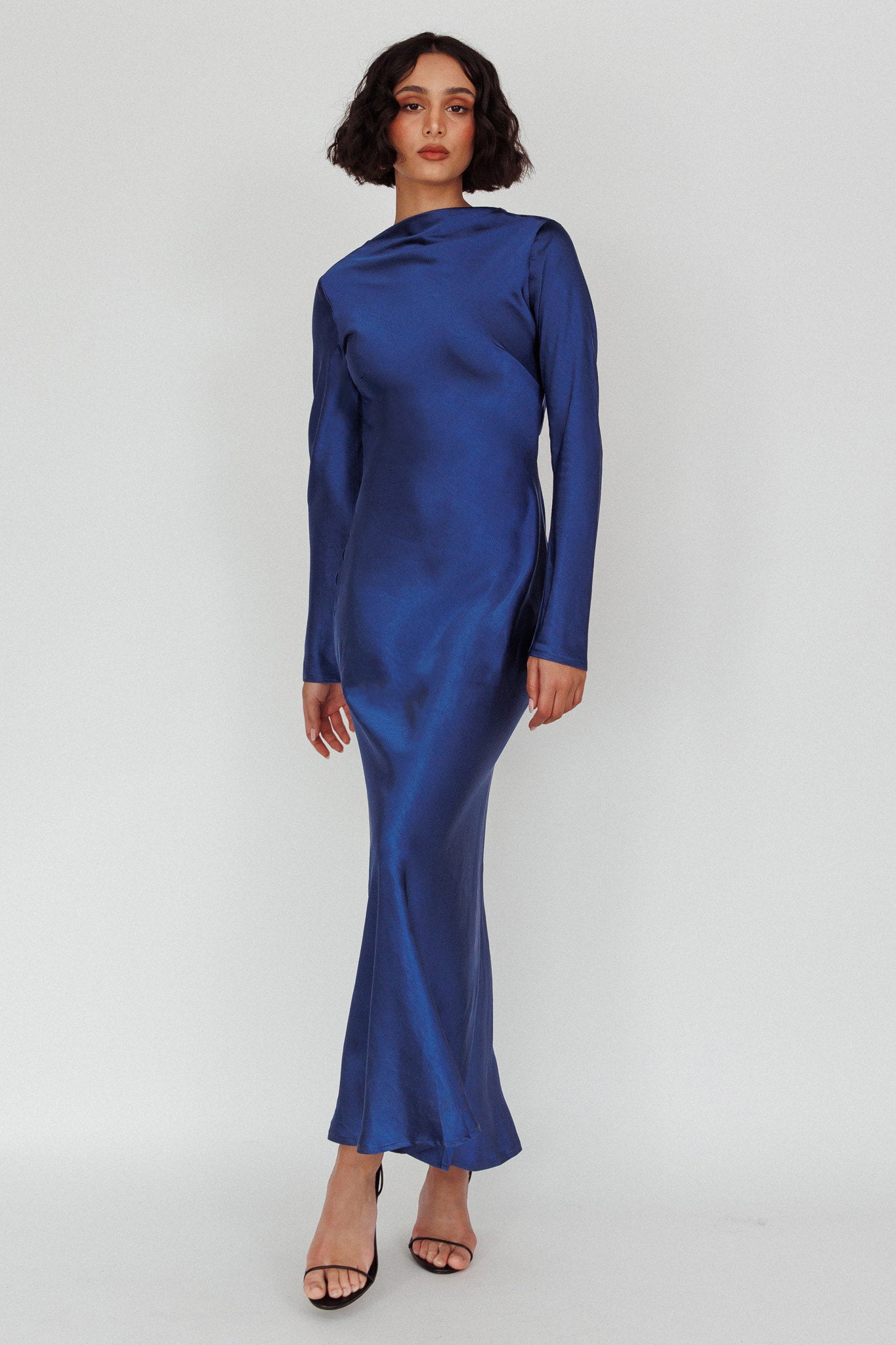 Lavera Open Back Long Sleeve Dress Navy-Maymioy