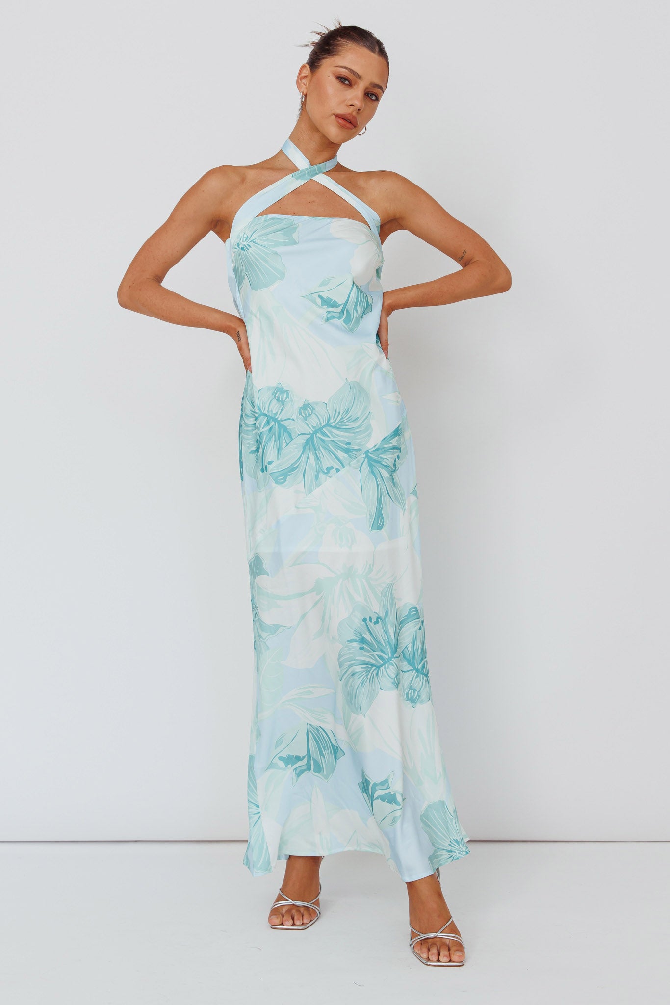 Jacquelynne Halter Cowl Back Maxi Dress Mint-Maymioy