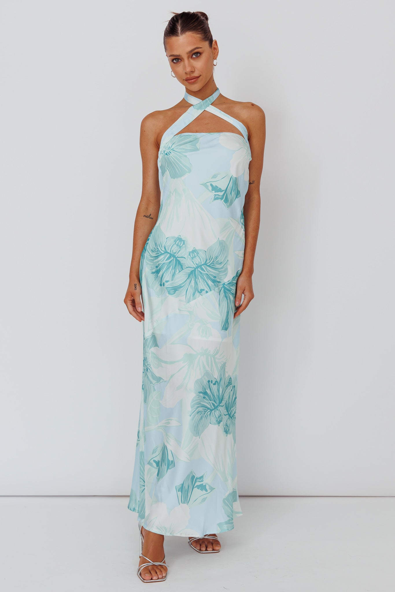 Jacquelynne Halter Cowl Back Maxi Dress Mint-Maymioy