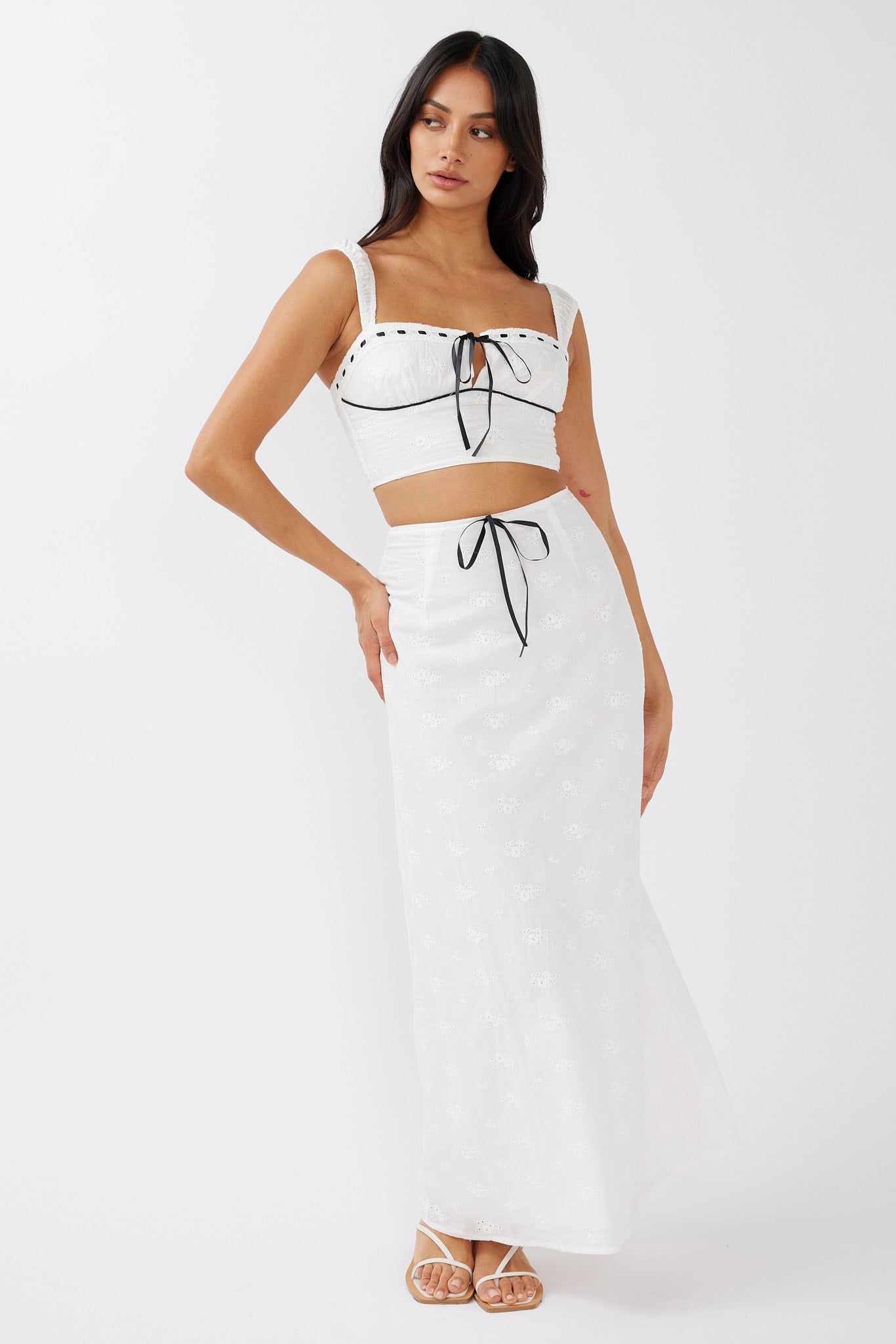 Helga Eyelet Embroidery Bow Maxi Skirt White-Maymioy
