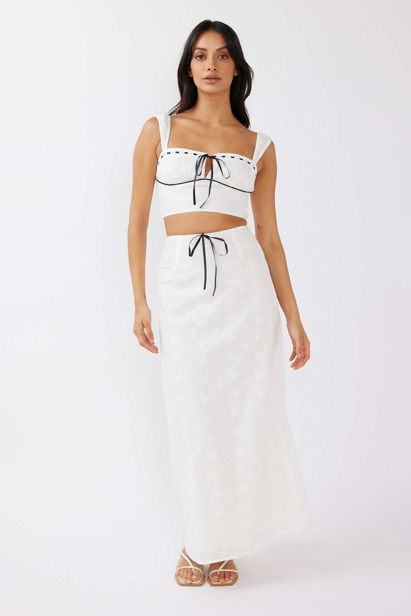 Helga Eyelet Embroidery Bow Crop Top White-Maymioy