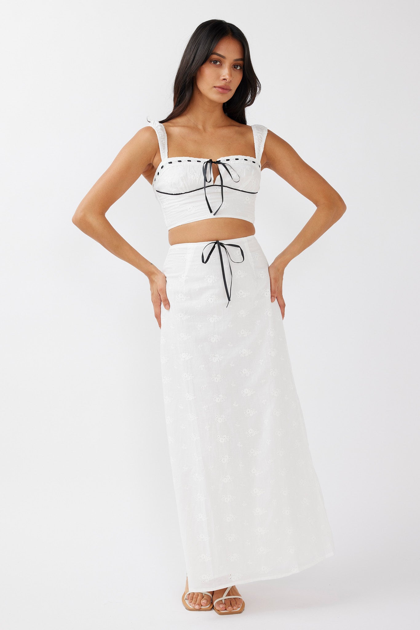 Helga Eyelet Embroidery Bow Crop Top White-Maymioy