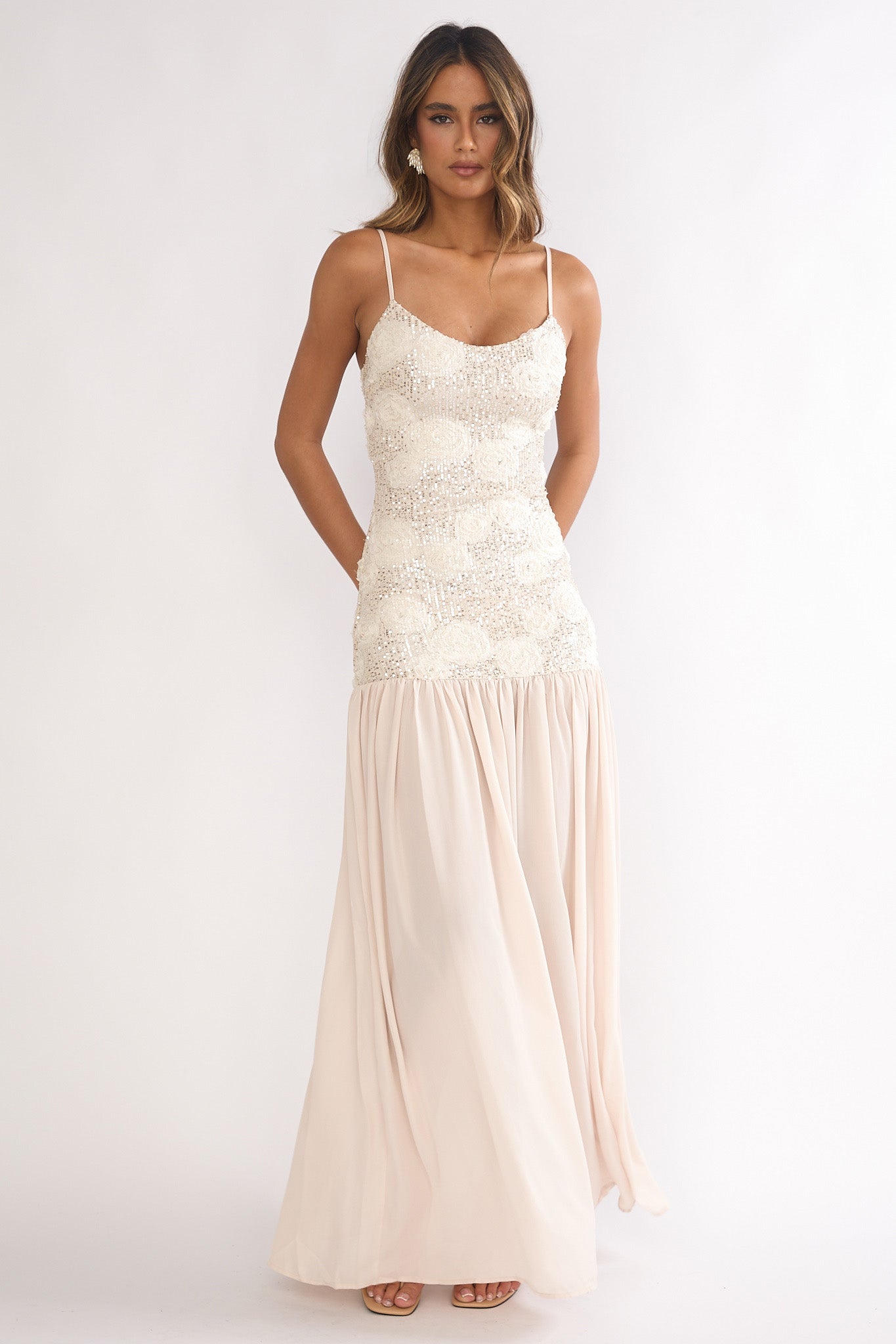 Opheliane Drop Waist Sequin Maxi Dress Champagne-Maymioy