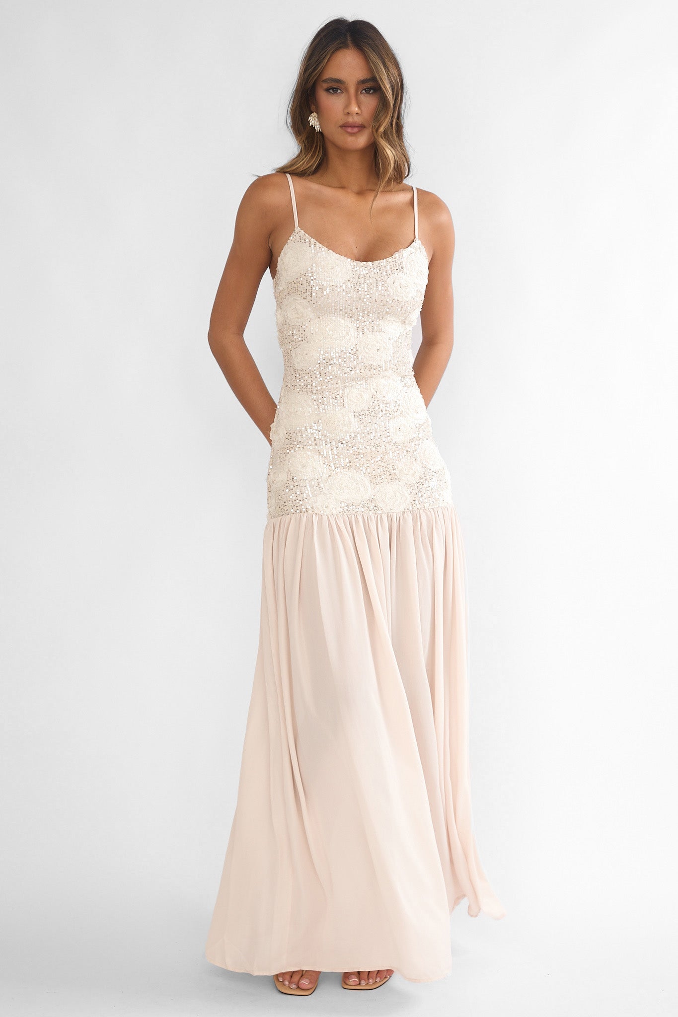 Opheliane Drop Waist Sequin Maxi Dress Champagne-Maymioy