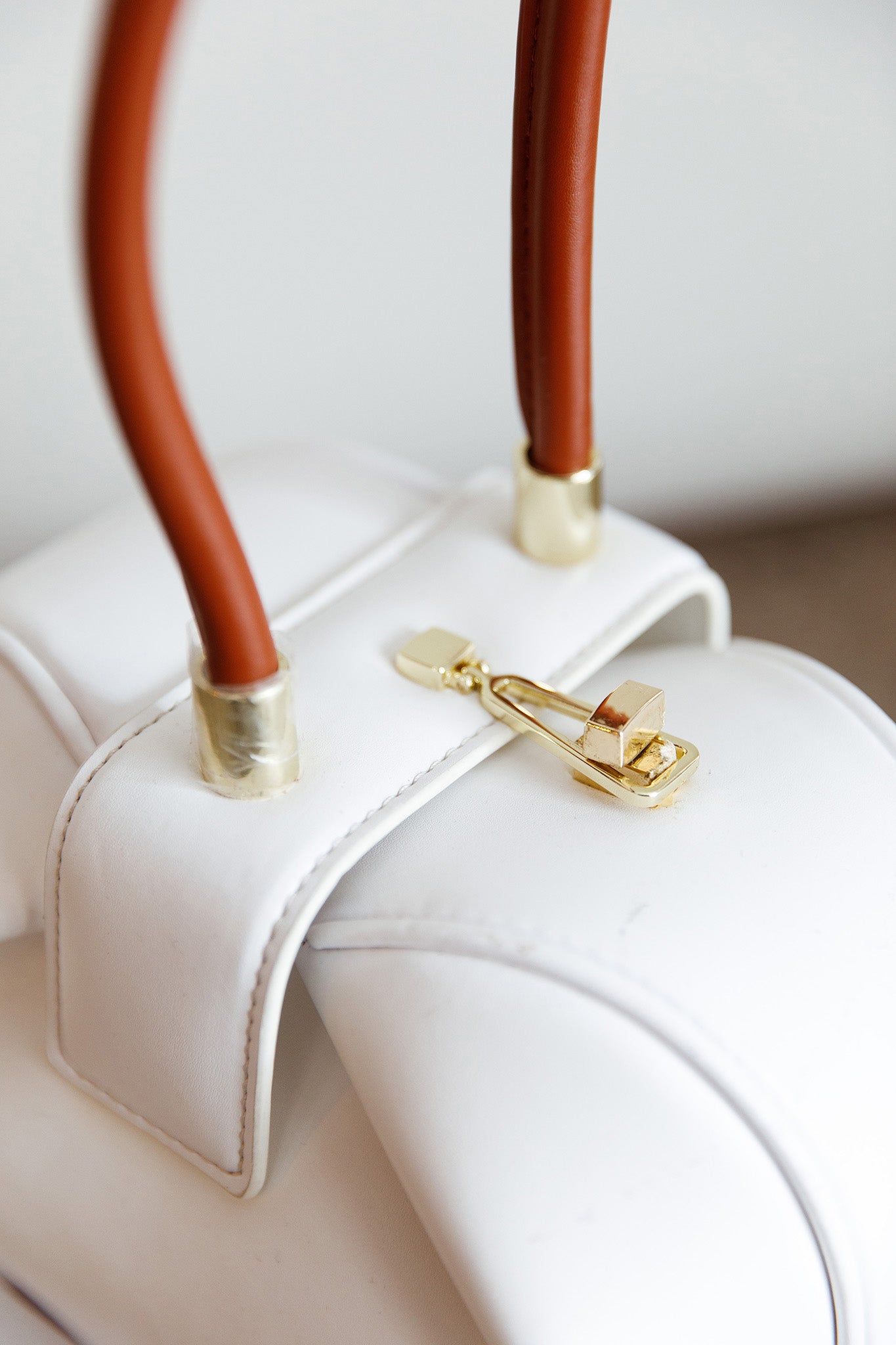 Billie Dumpling Hobo Bag White-Maymioy