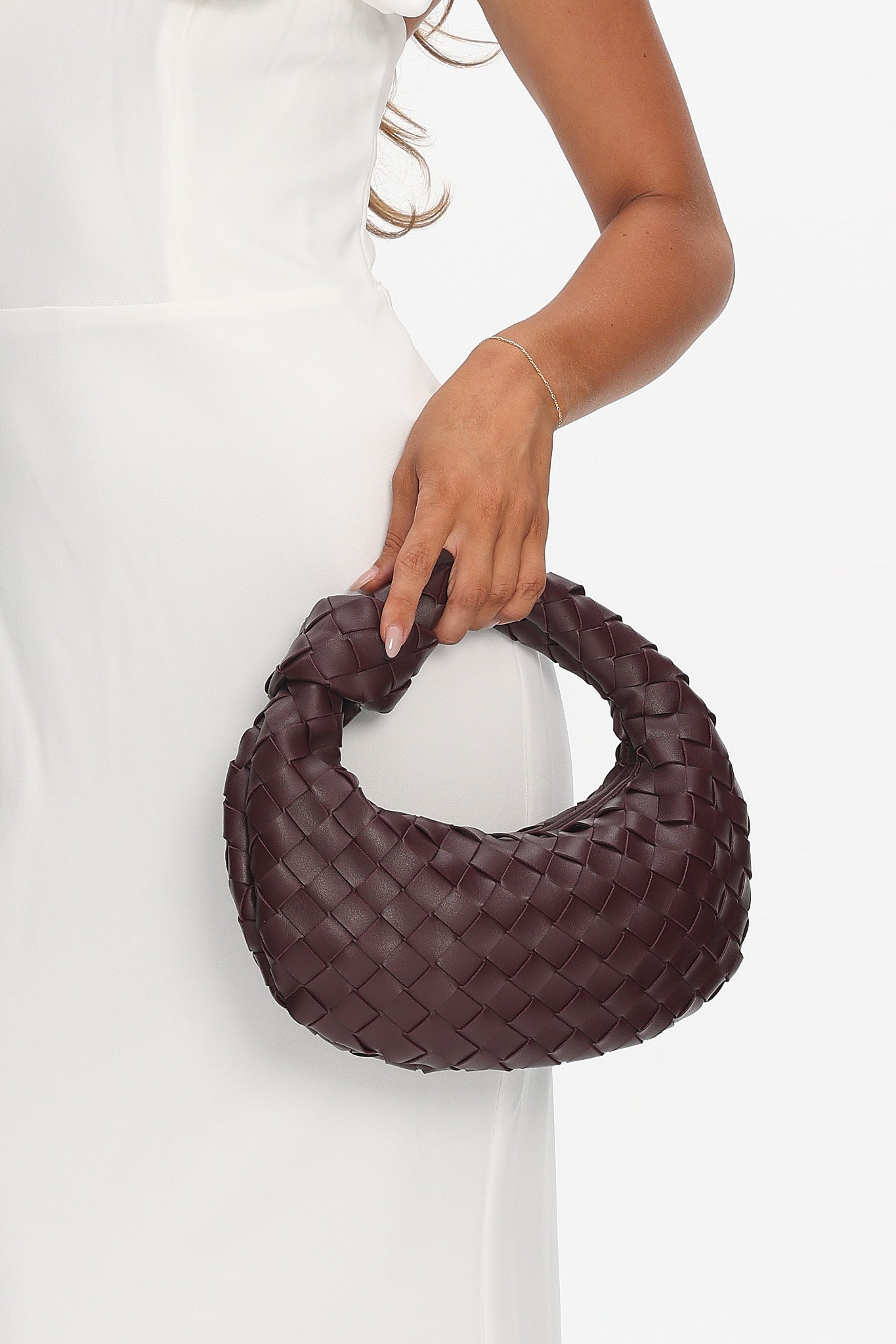 Montreal Woven Crescent Bag Wine-Maymioy