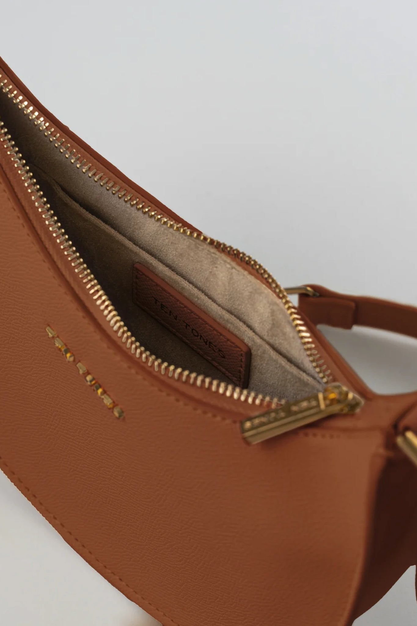 TEN TONES Grayson Moon Bag Orange-Maymioy