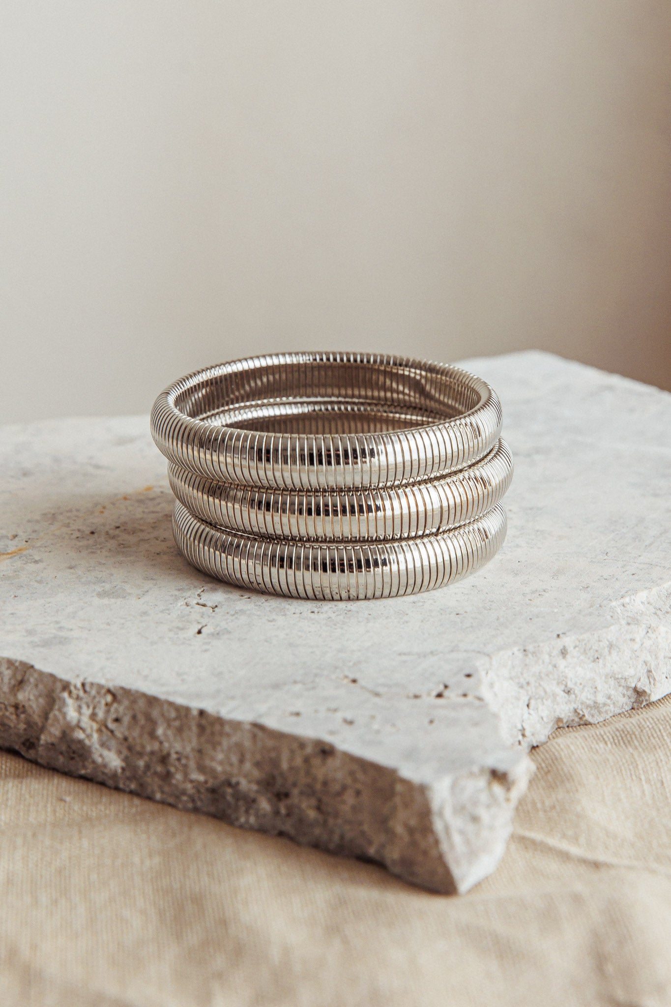 Oliver Stretch Bangles Set Dark Silver-Maymioy