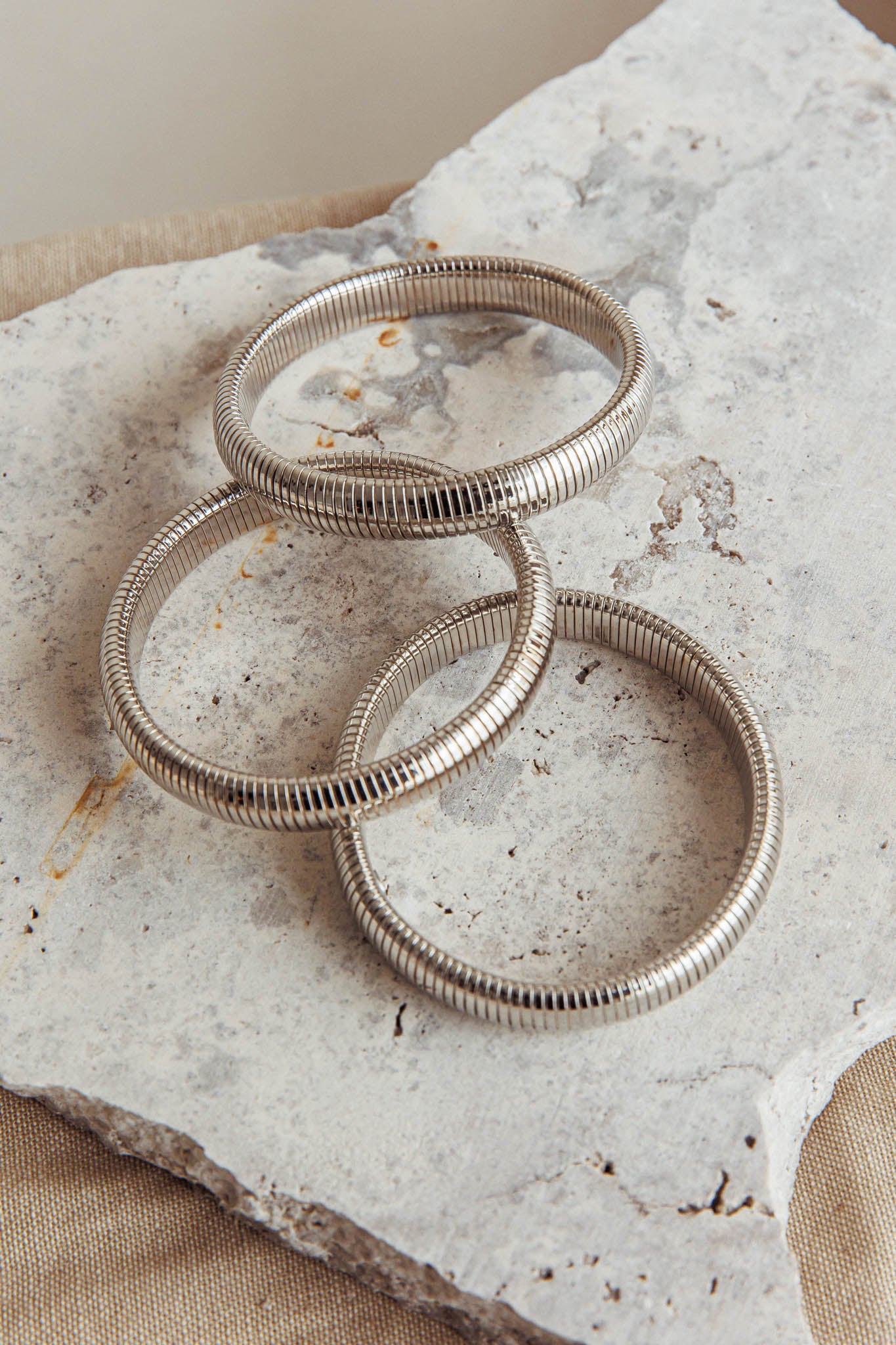 Oliver Stretch Bangles Set Dark Silver-Maymioy