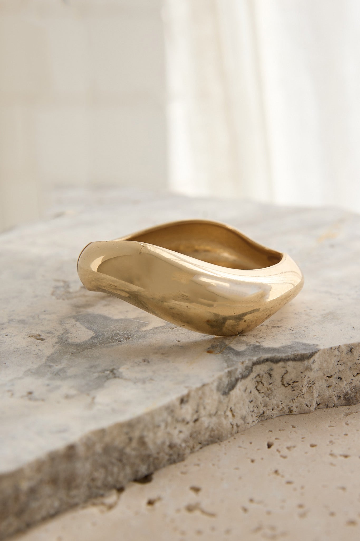 Wave Bangle Gold-Maymioy