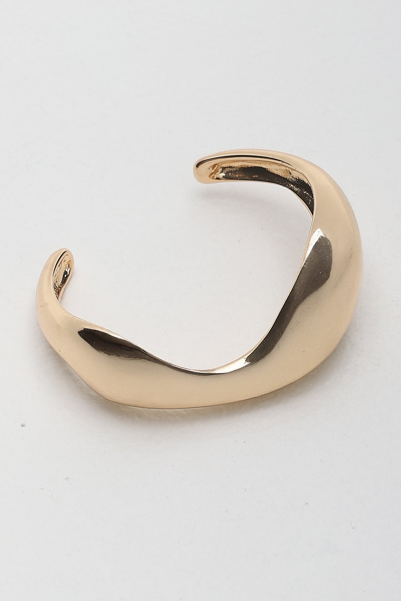 Merisa Irregular Cuff Bangle Gold-Maymioy