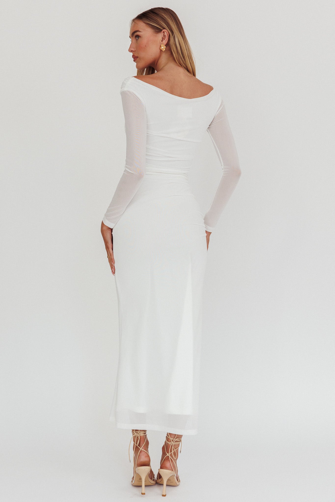 In Blooms Off Shoulder Maxi Dress Off White-Maymioy