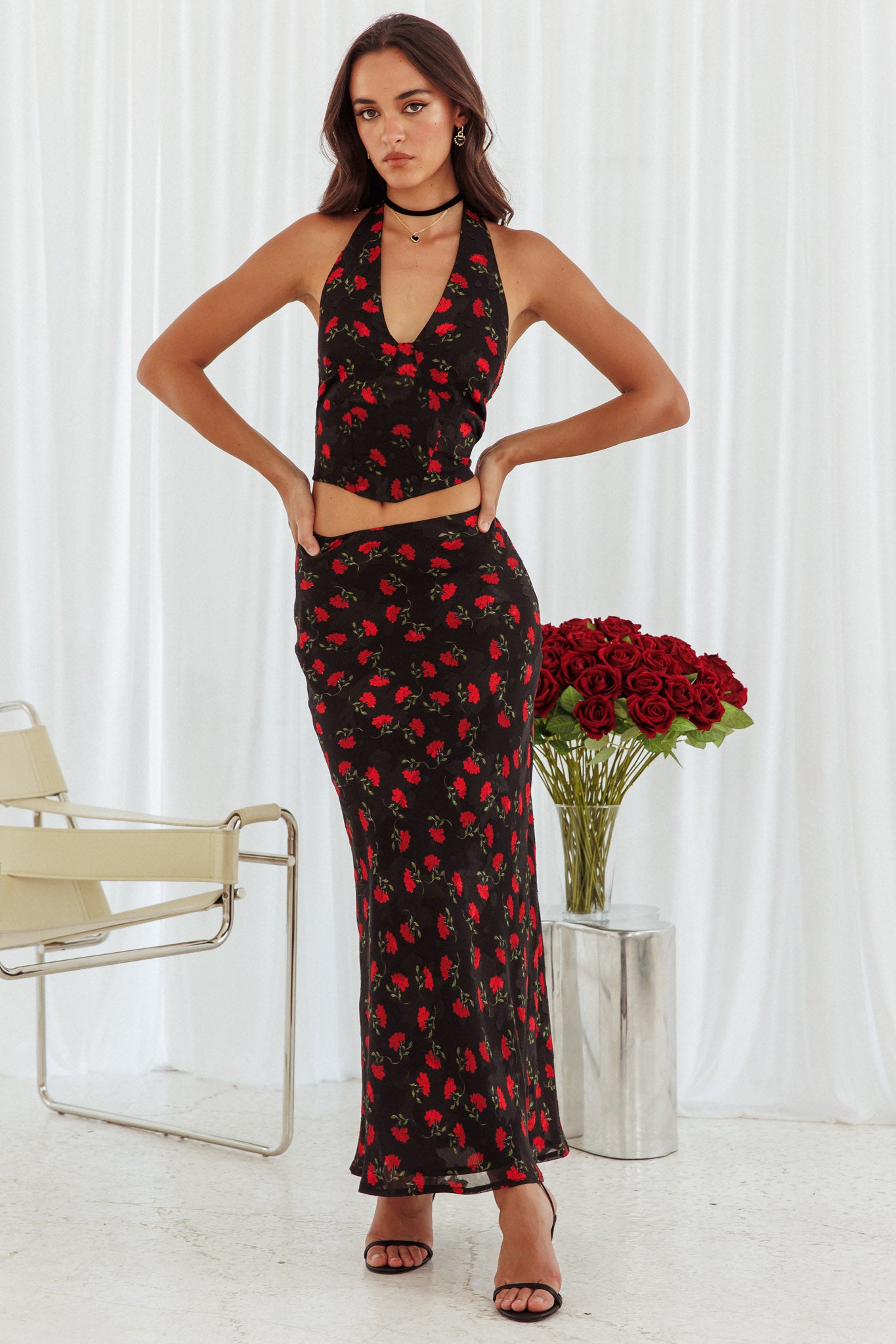 Gigi Halterneck Top Floral Black-Maymioy