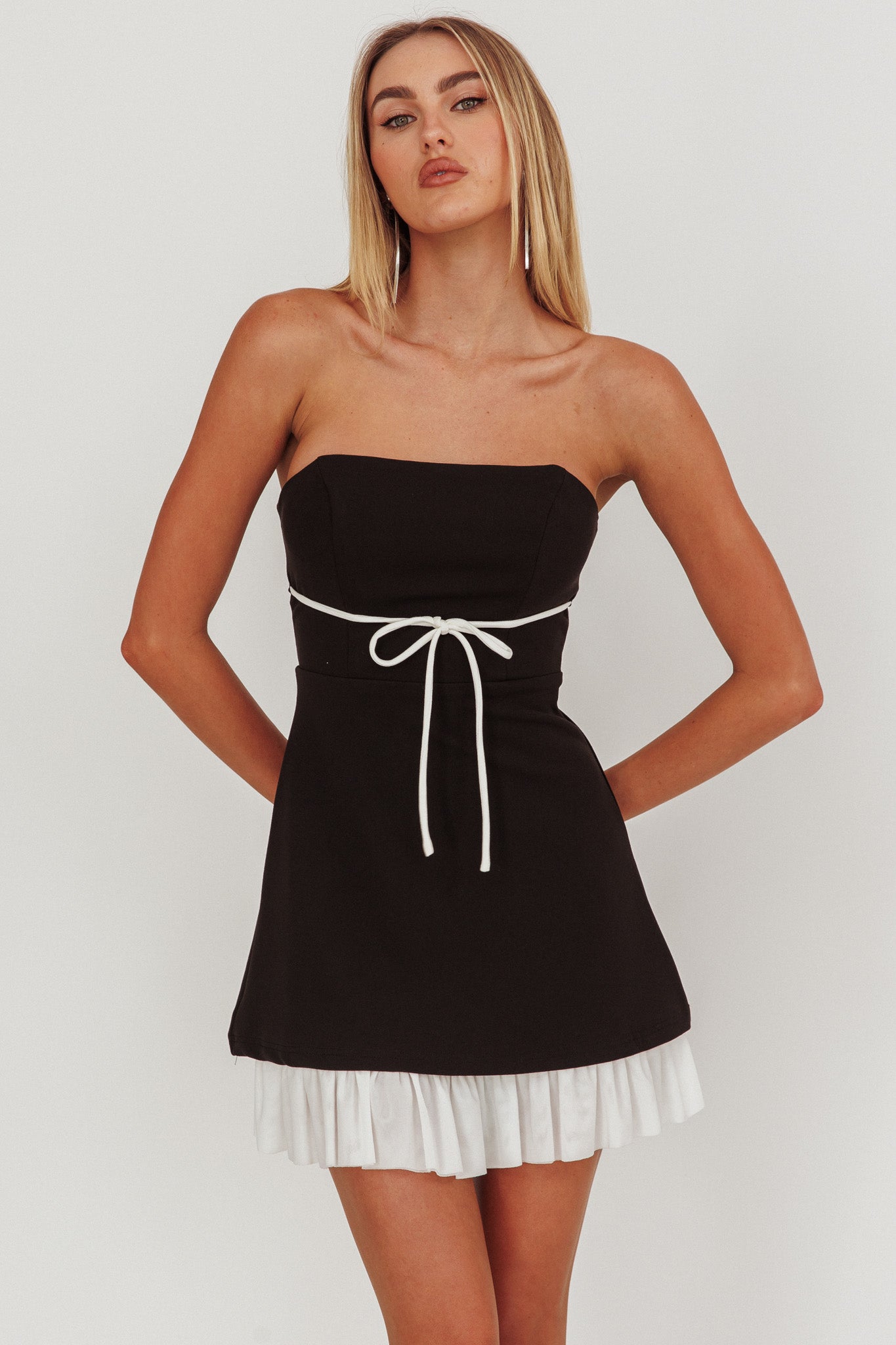 Statement Strapless String Tie Mini Dress Black-Maymioy