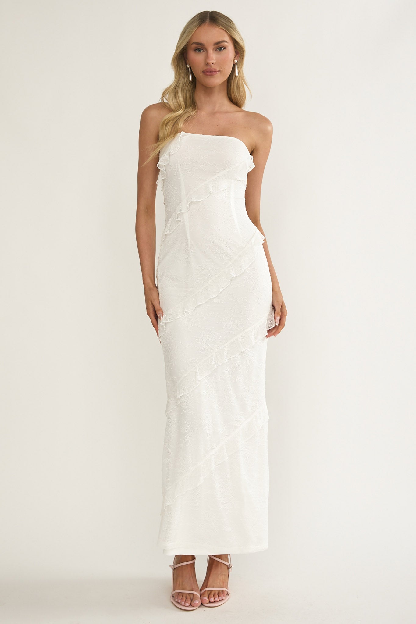 Metrics Strapless Frill Maxi Dress White-Maymioy