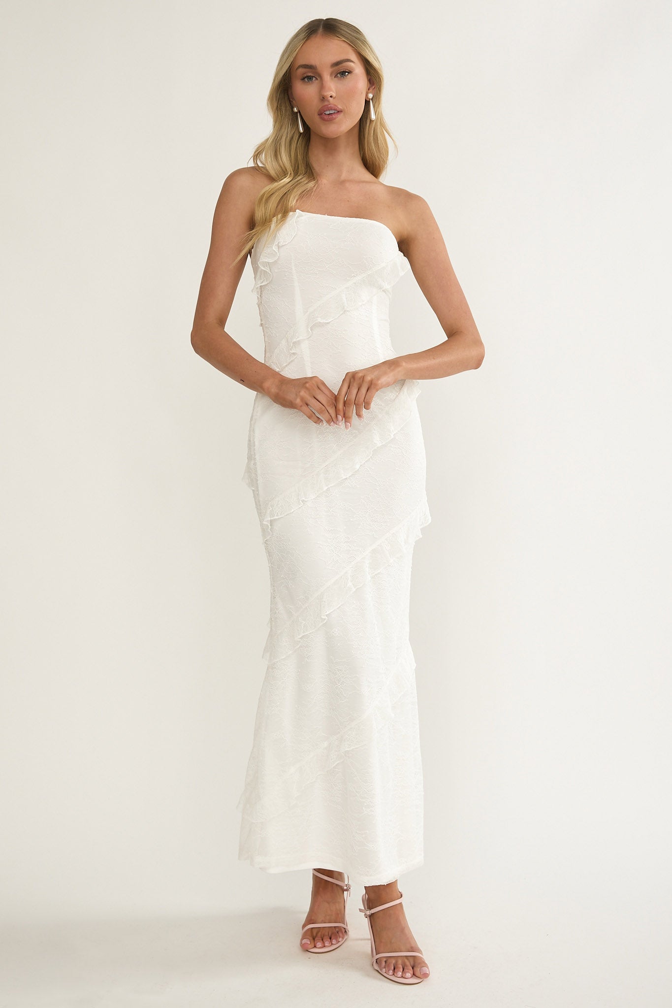 Metrics Strapless Frill Maxi Dress White-Maymioy