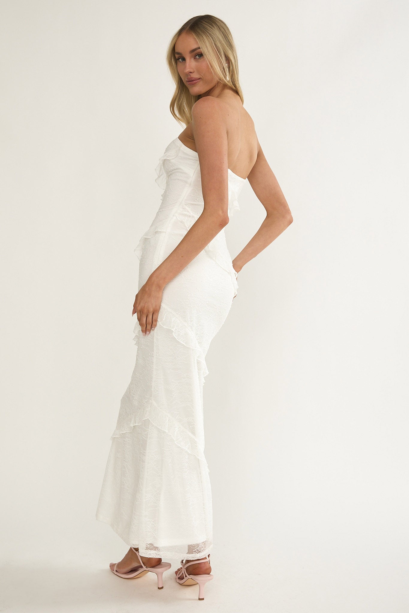 Metrics Strapless Frill Maxi Dress White-Maymioy