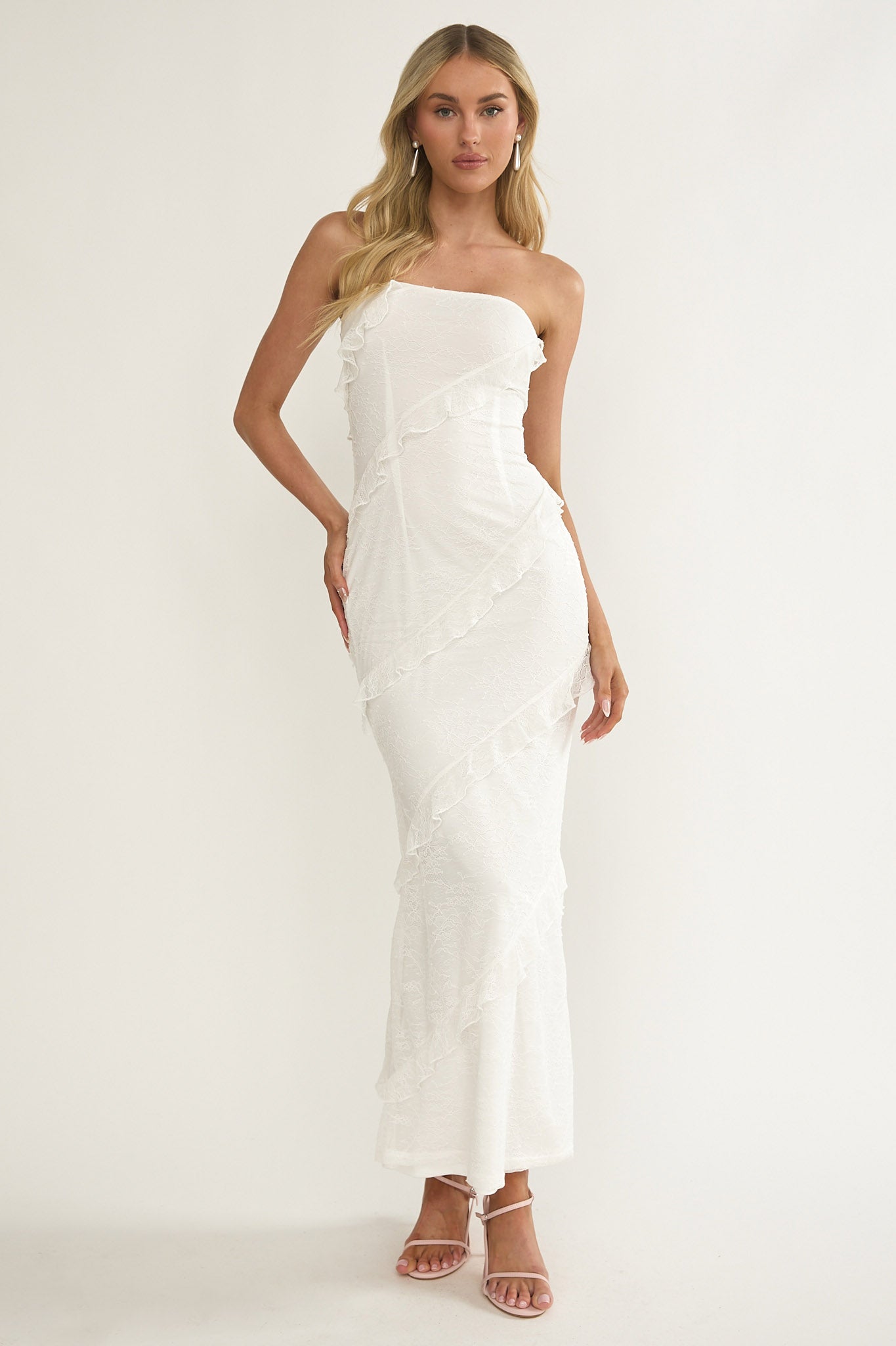 Metrics Strapless Frill Maxi Dress White-Maymioy