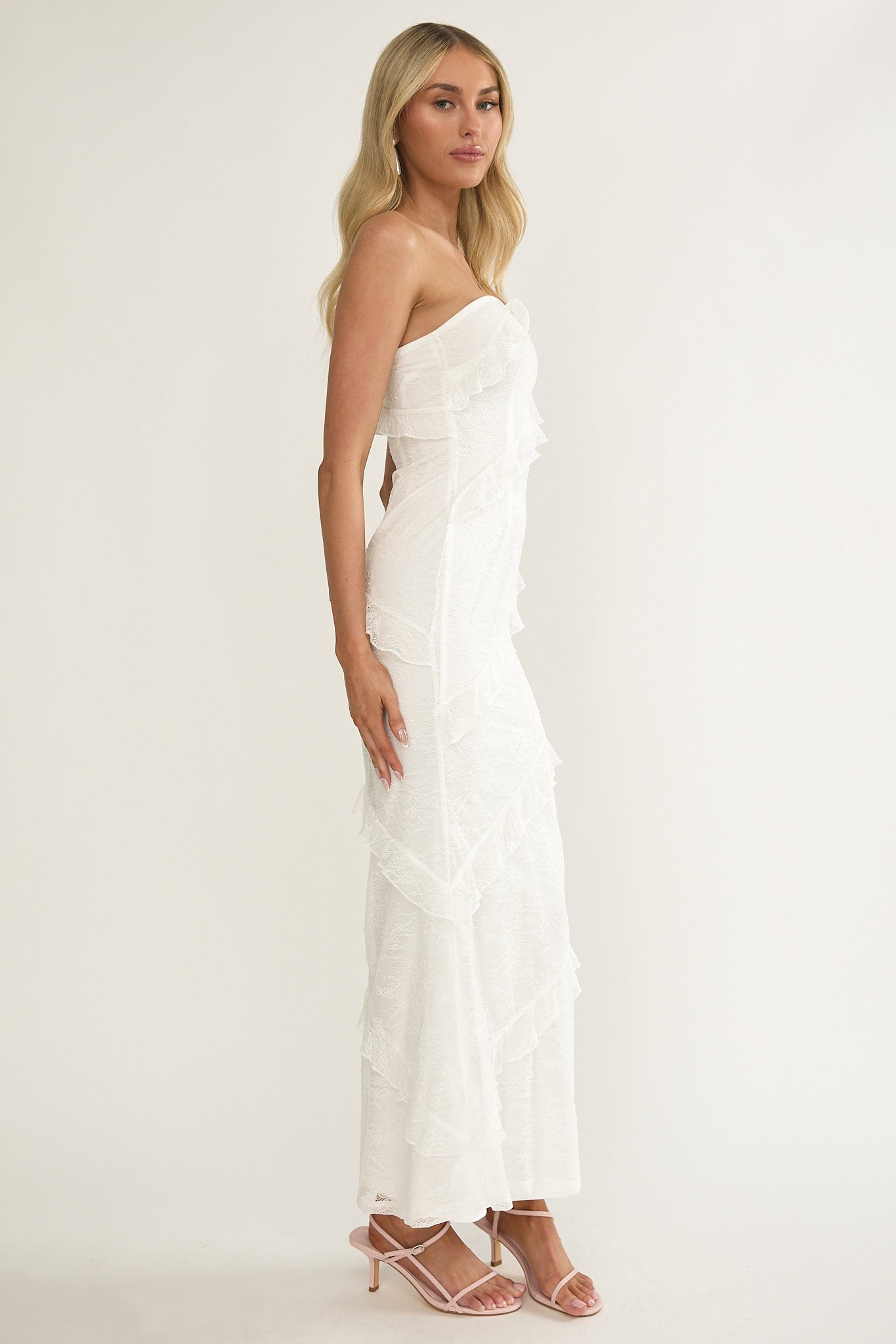 Metrics Strapless Frill Maxi Dress White-Maymioy