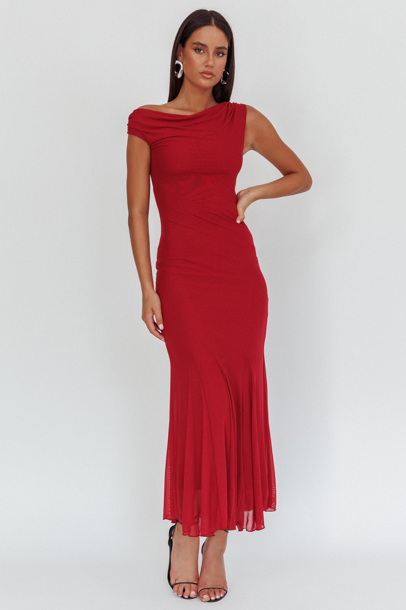 Diana Asymmetric Shoulder Godet Maxi Dress Wine-Maymioy