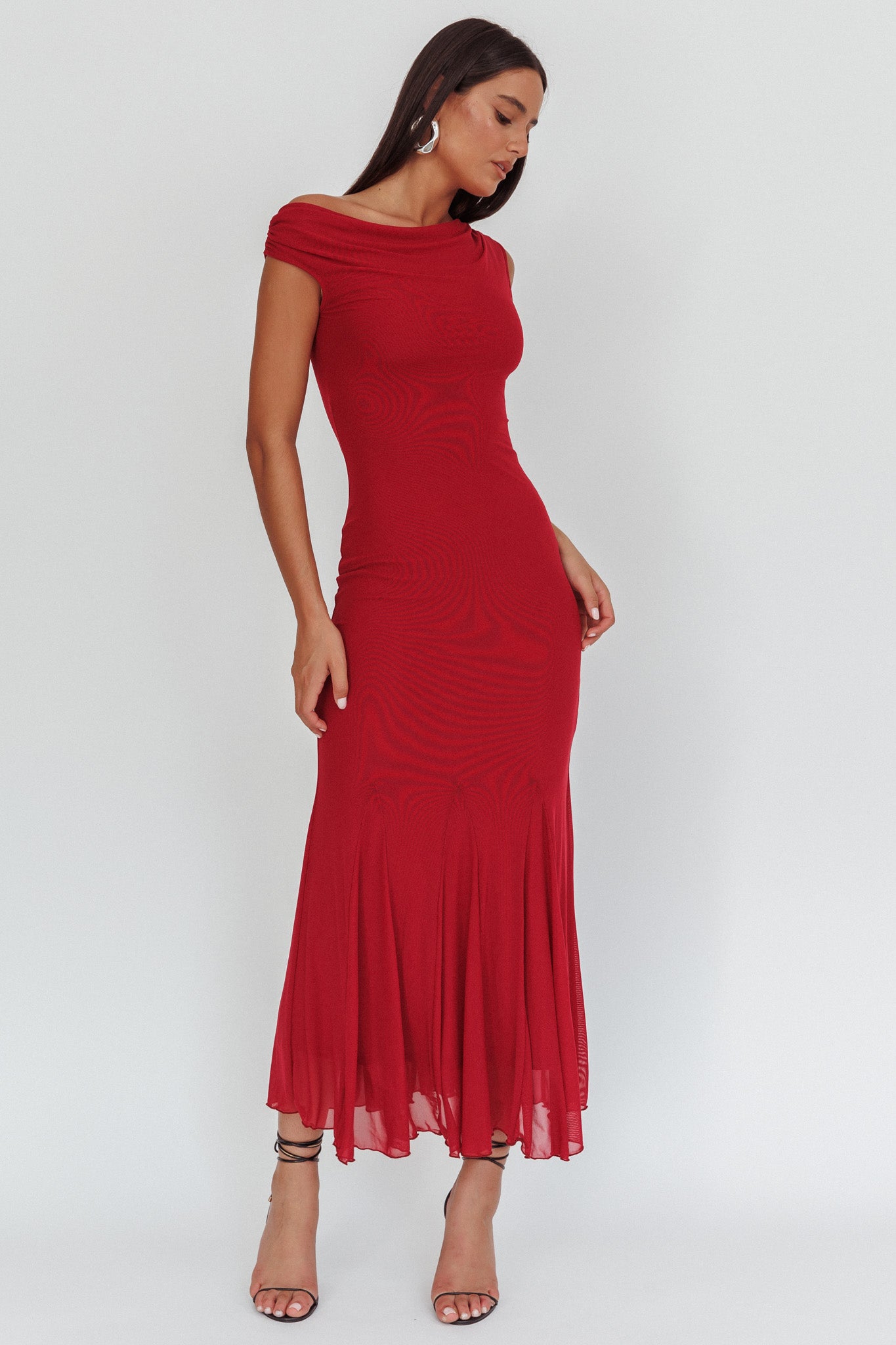 Diana Asymmetric Shoulder Godet Maxi Dress Wine-Maymioy
