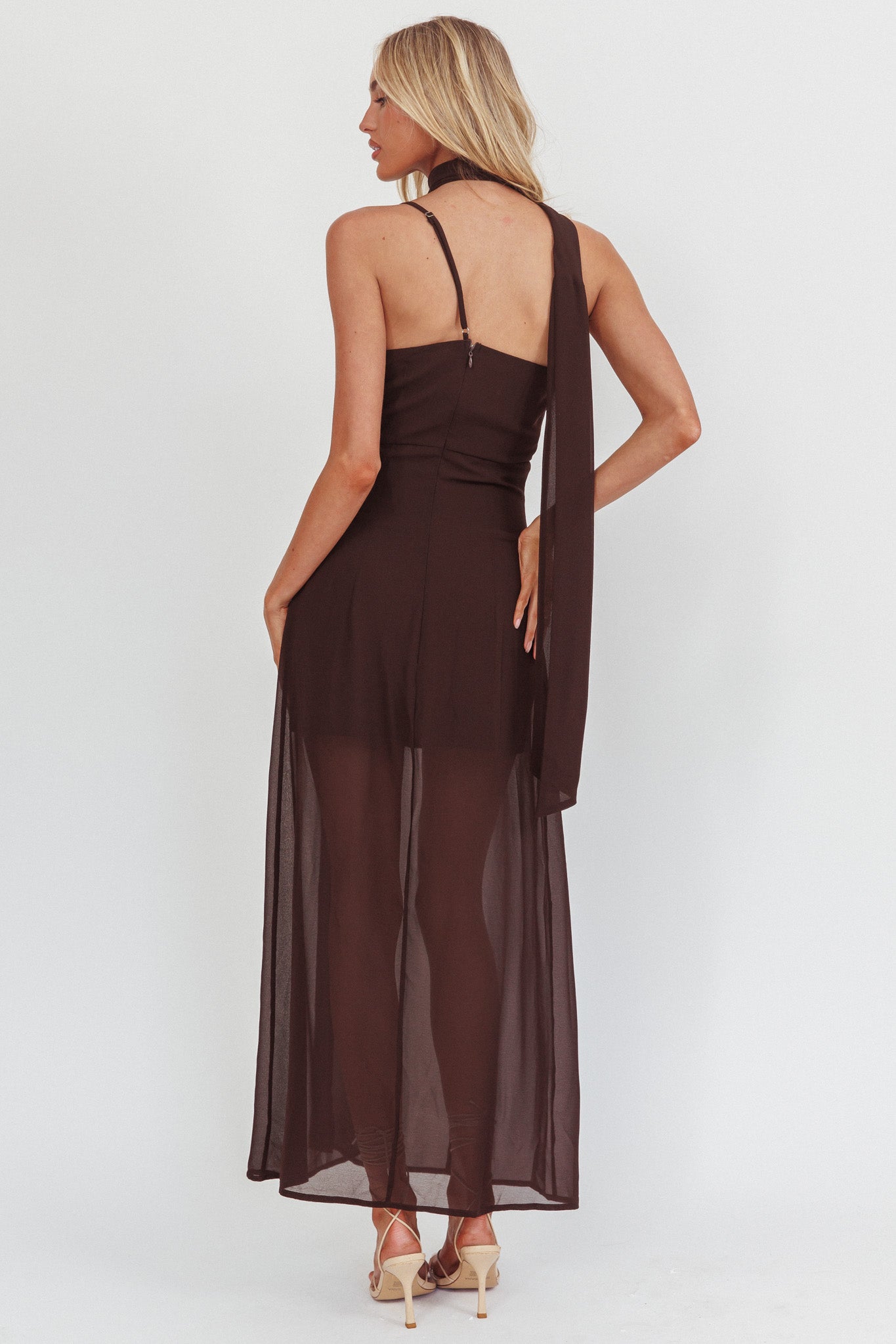 My Paradise Neck Scarf Maxi Dress Chocolate-Maymioy
