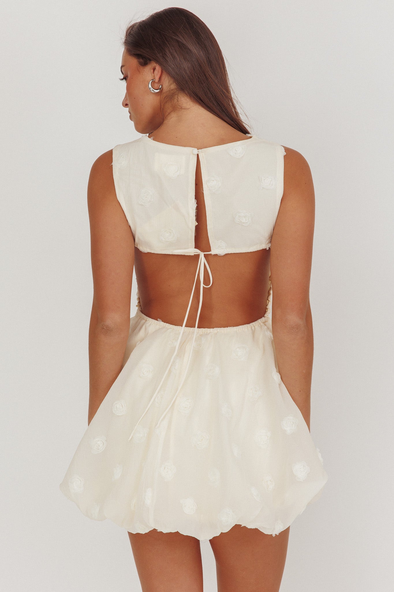 Tealy Cut-Out Back Bubble Mini Dress Cream-Maymioy