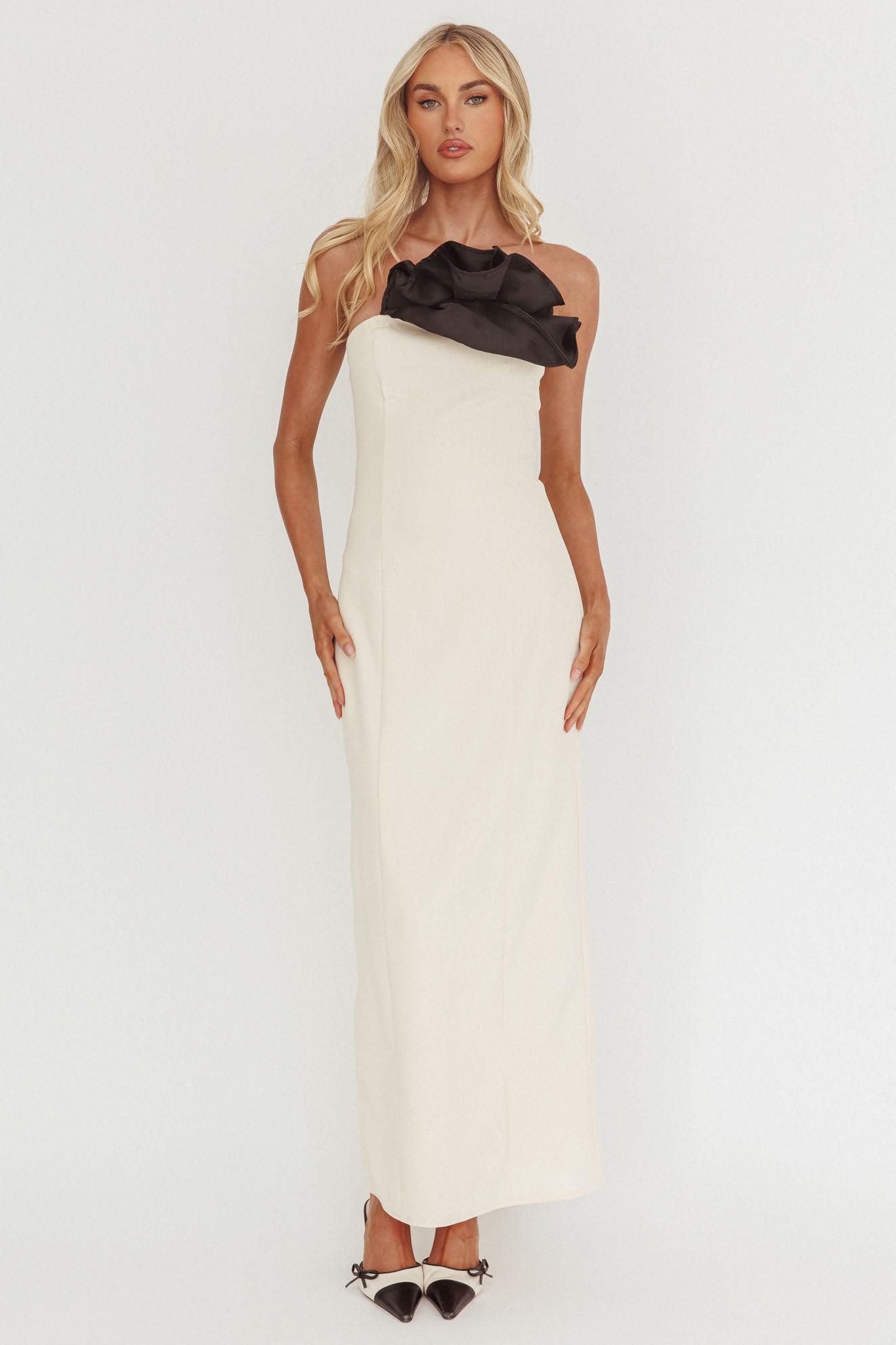 Lonnie Neckline Decoration Maxi Dress Cream-Maymioy
