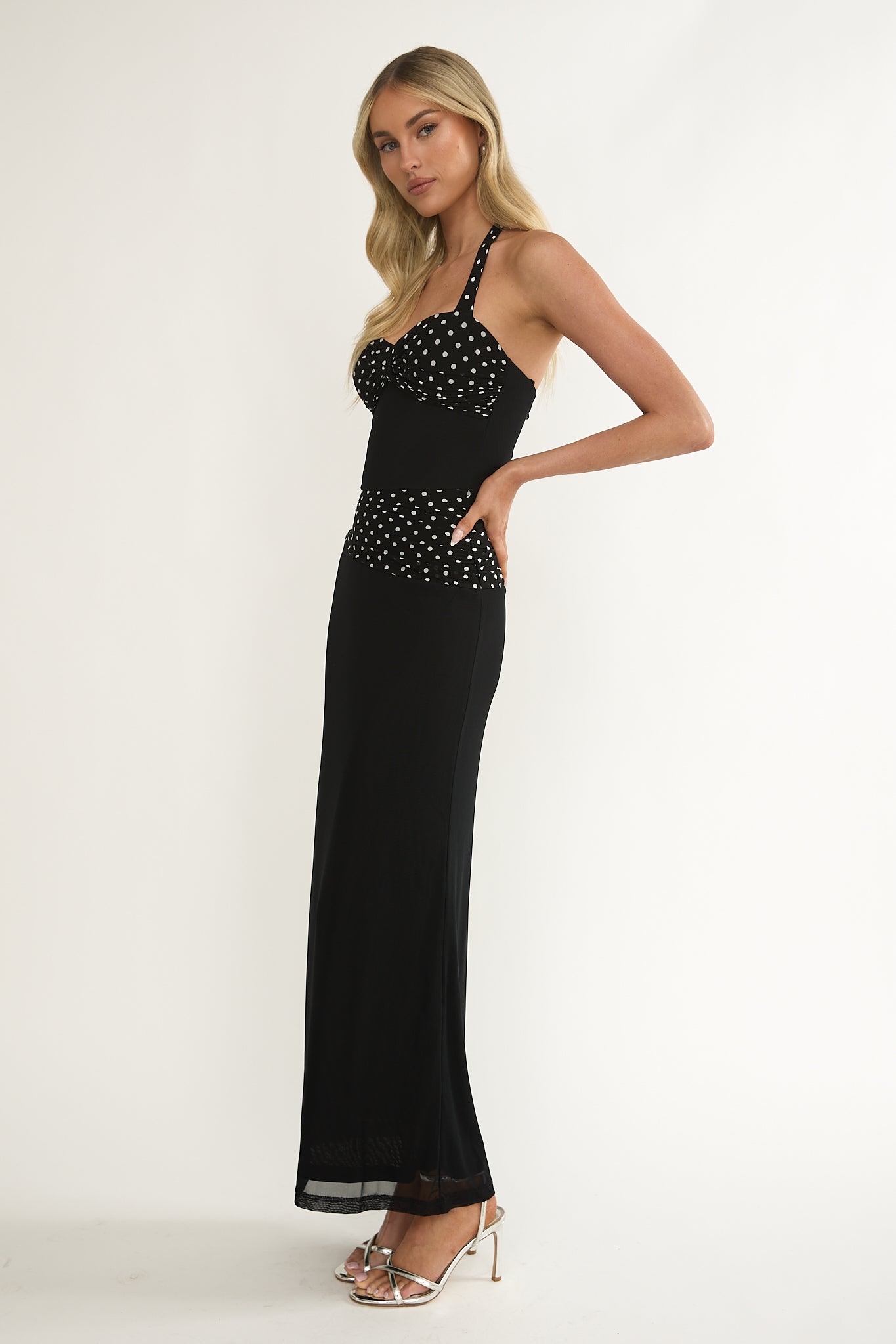 Swan Halterneck Ruched Waist Maxi Dress Black-Maymioy