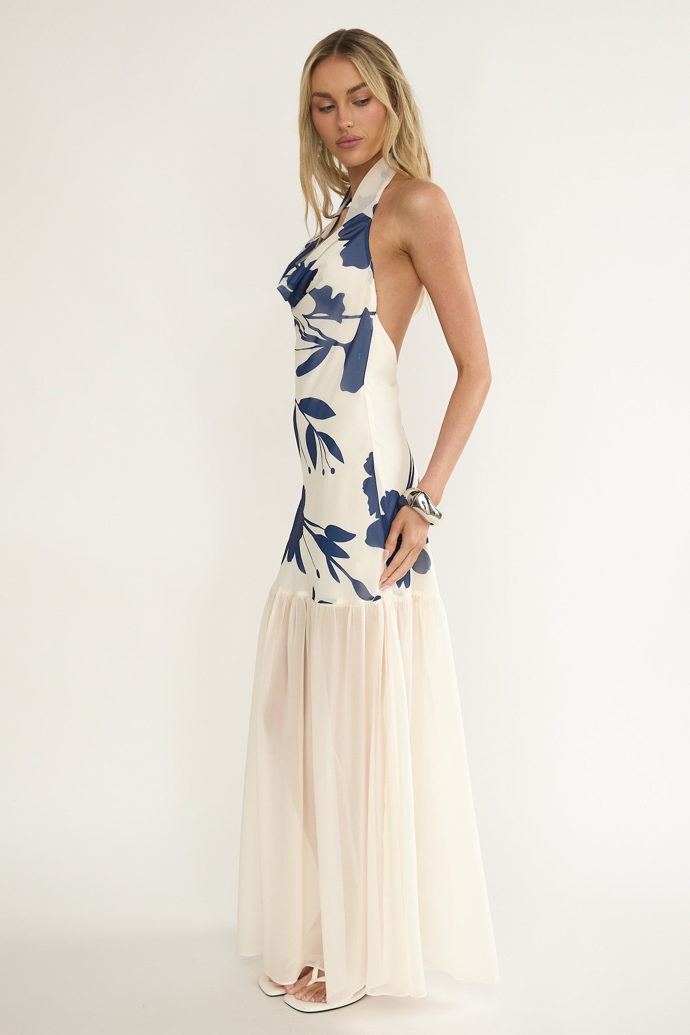 Omaria Cowl Halter Maxi Dress Floral Beige-Maymioy