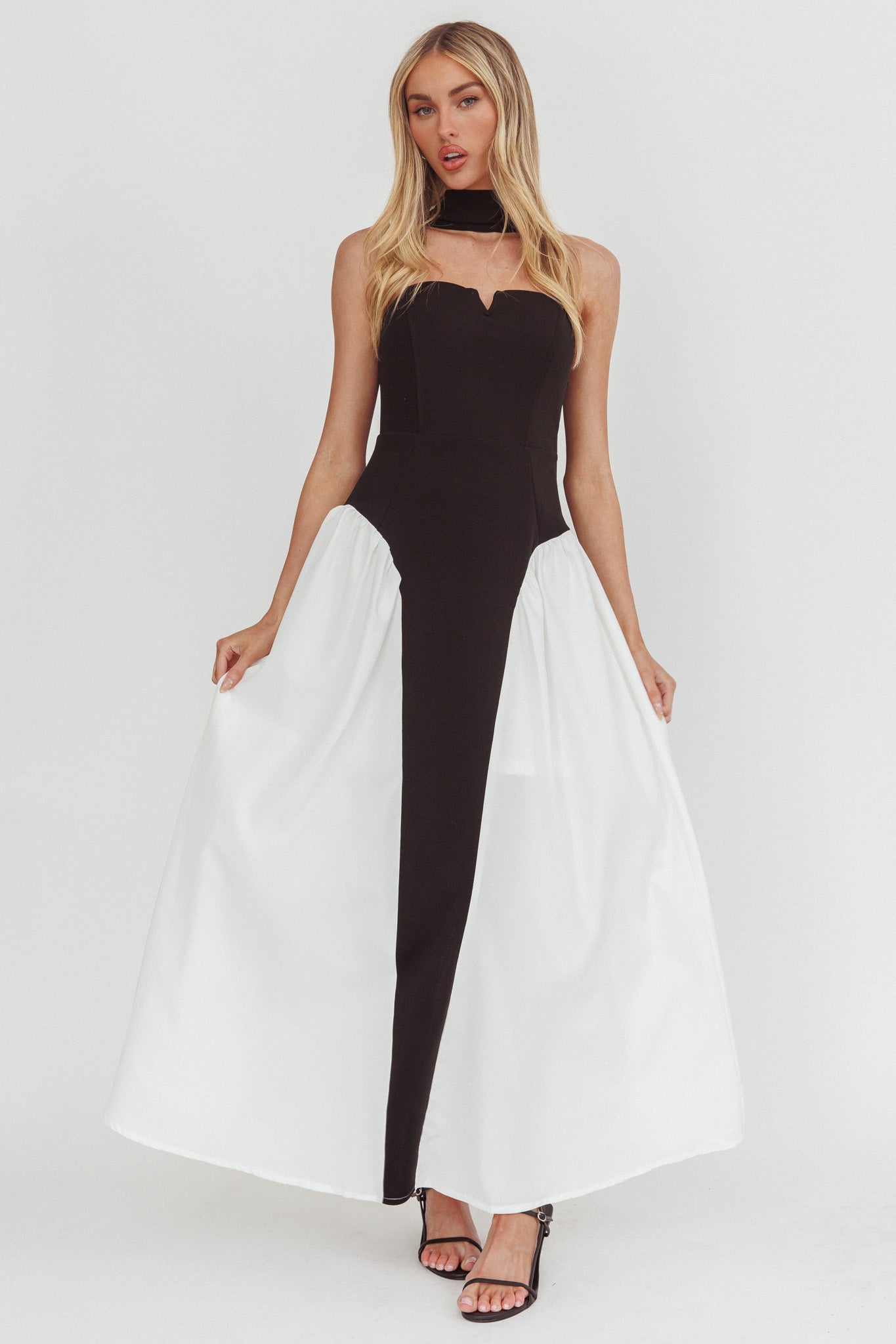 Lennix Strapless Scarf  Maxi Dress Black/White-Maymioy