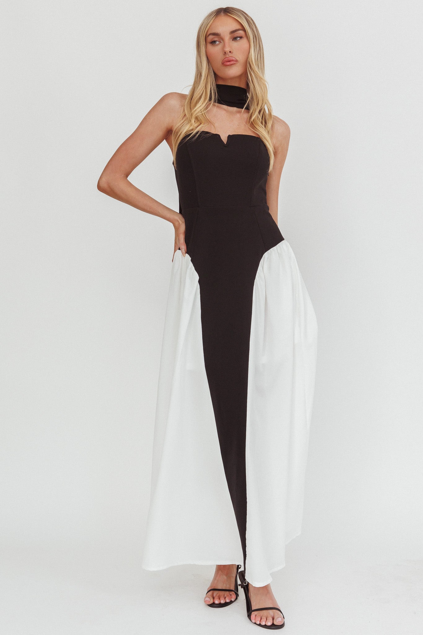 Lennix Strapless Scarf  Maxi Dress Black/White-Maymioy