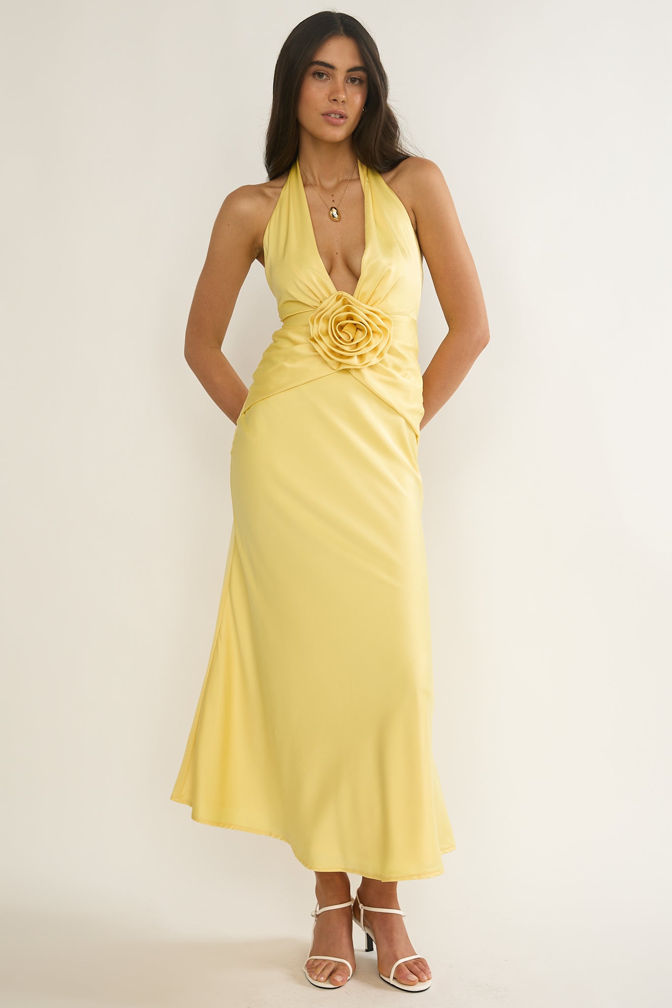 Vale 3D Flower Halter Maxi Dress Sunflower-Maymioy