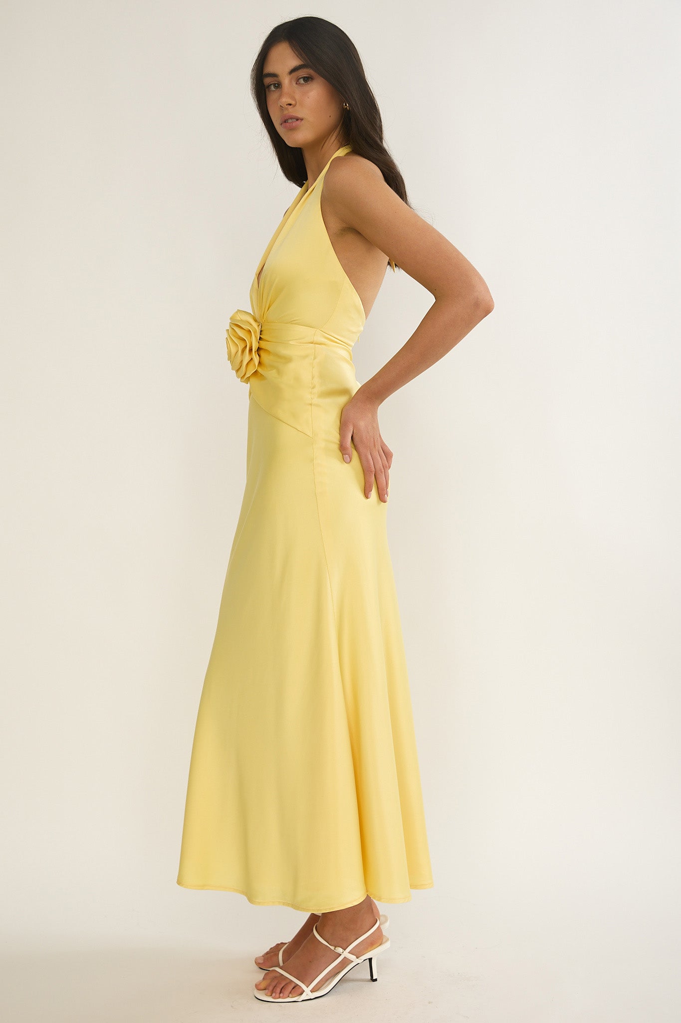 Vale 3D Flower Halter Maxi Dress Sunflower-Maymioy