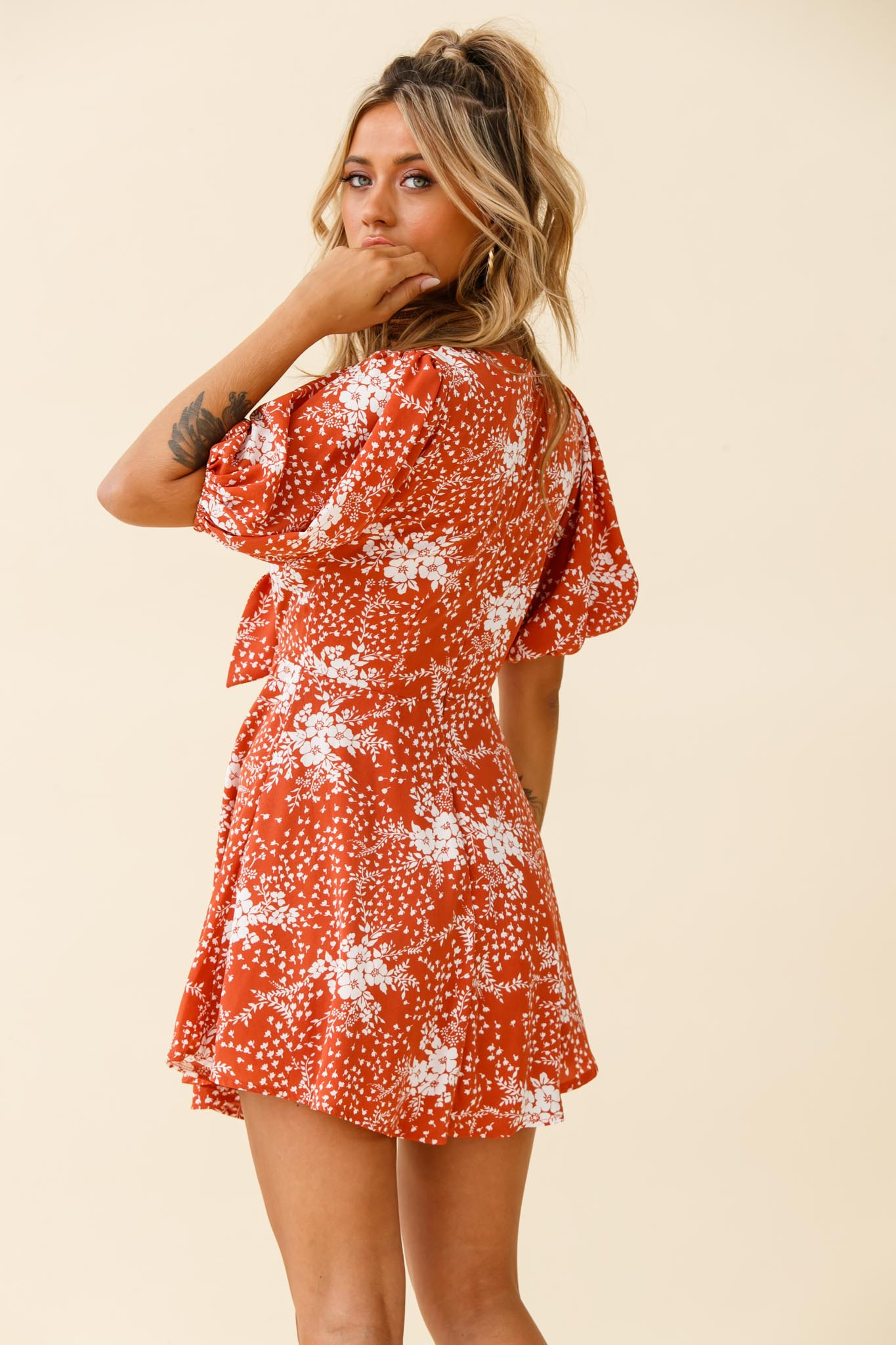 Portia Tied Bust Puff Sleeve Dress Flower Pattern Rust-Maymioy