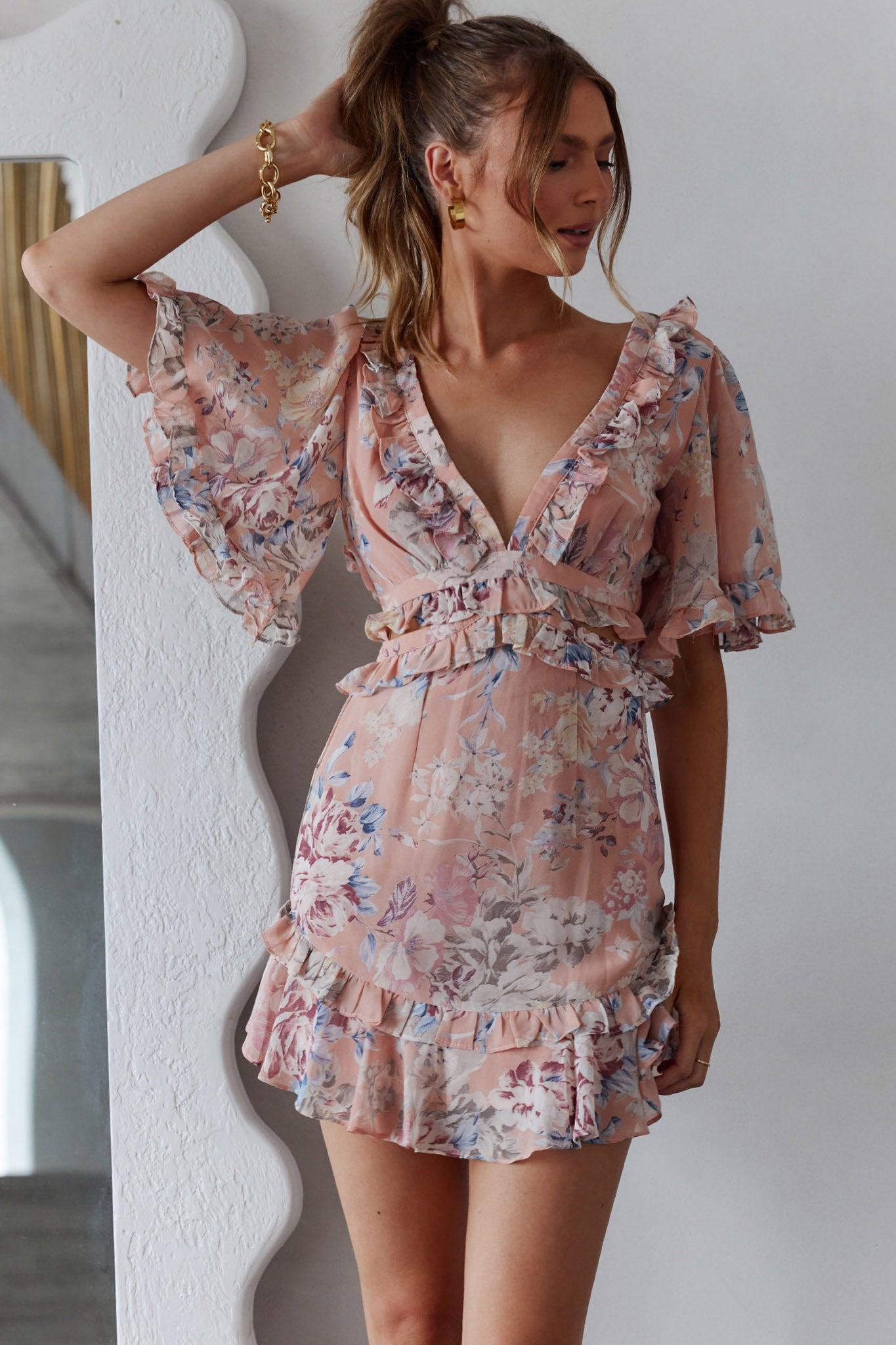 My Belle Cut-Out Detail Frill Accent Dress Vintage Floral Print Peach-Maymioy