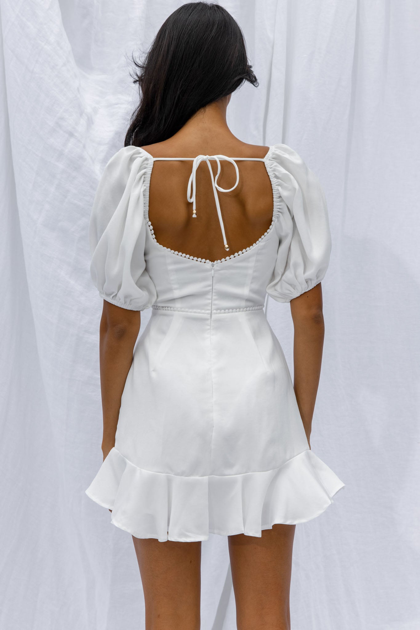 Catch Feelings Sweetheart Neckline Puff Sleeve Dot Trim Dress White-Maymioy