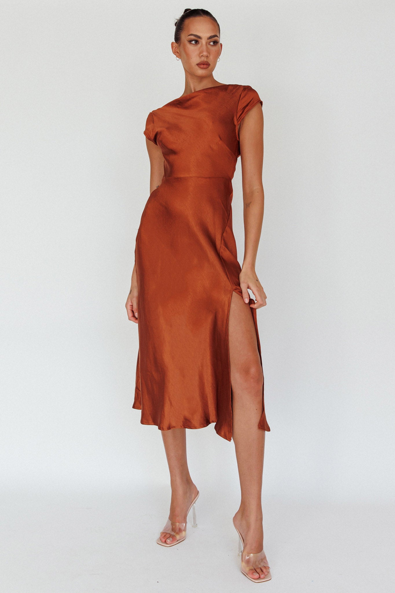 Lucinda Twist Back Midi Dress Brown-Maymioy