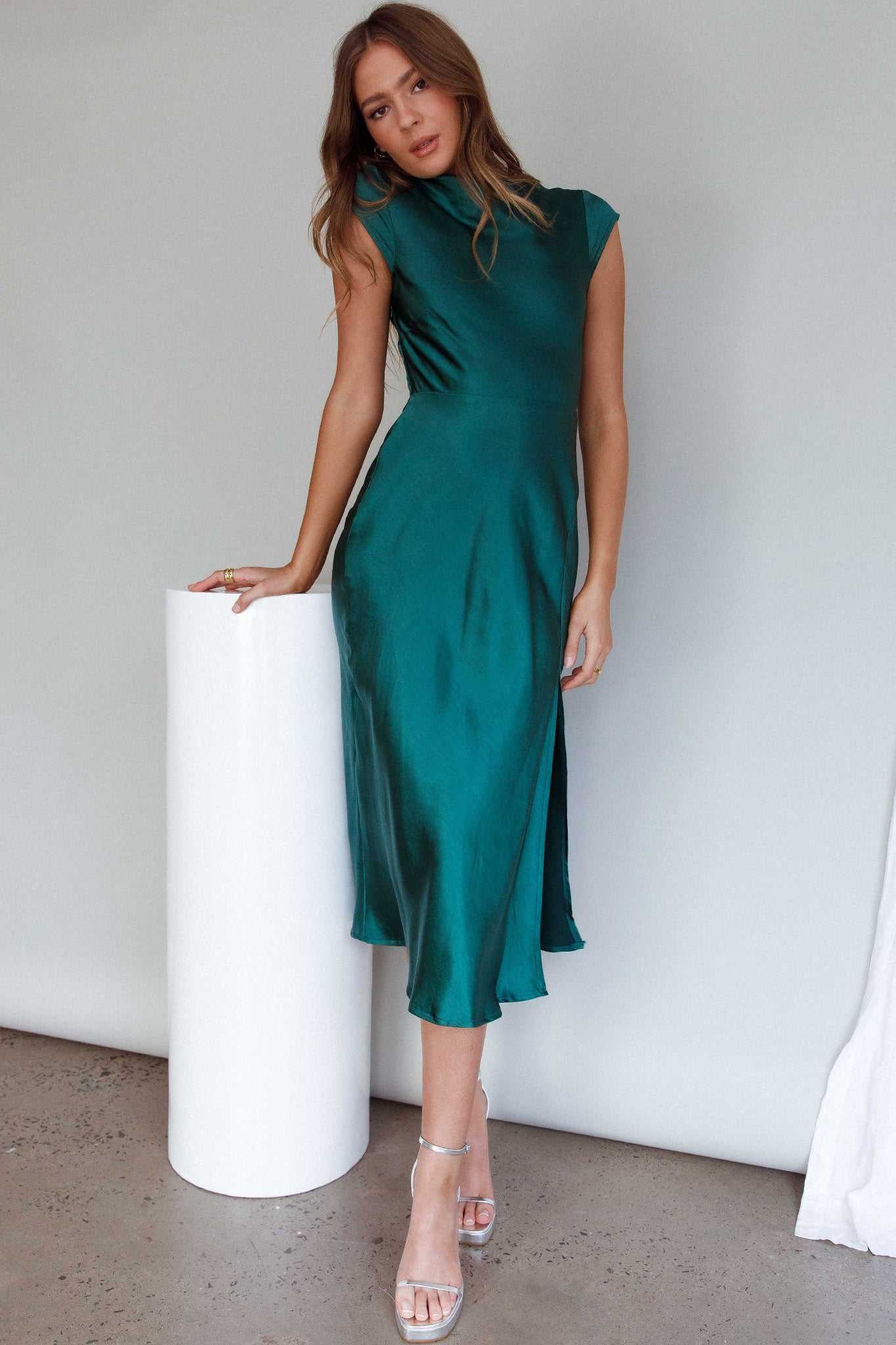 Lucinda Twist Back Midi Dress Jade-Maymioy